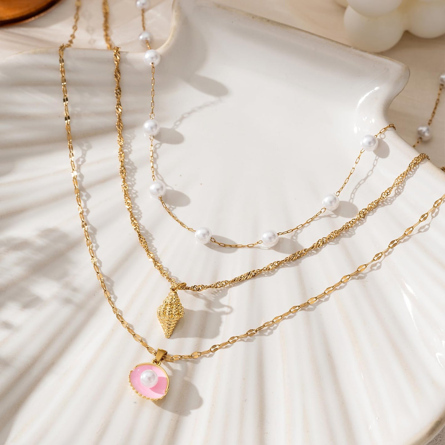 Trendy Stainless Steel Gold Plated Charm Necklace with Heart Pearl Pepper Conch Ceramic Pendant Necklace for Women Collares Chokers Jewelry (Pearl)