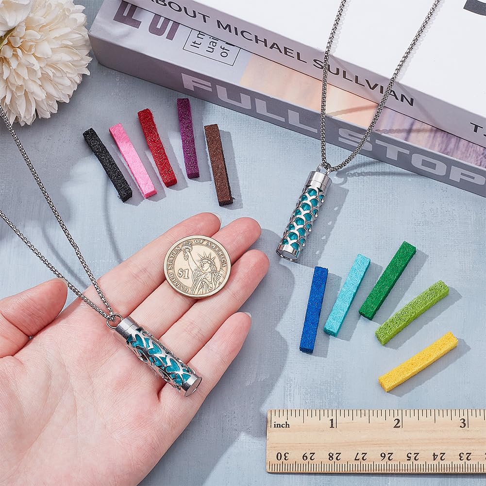 WADORN 2 Styles Essential Oil Diffuser Necklace for Women, Aromatherapy Aroma Diffuser Pendant with 20Pcs Pads Stainless Steel Scent Necklace Charms for Birthday Essential Oil Jewelry Gift