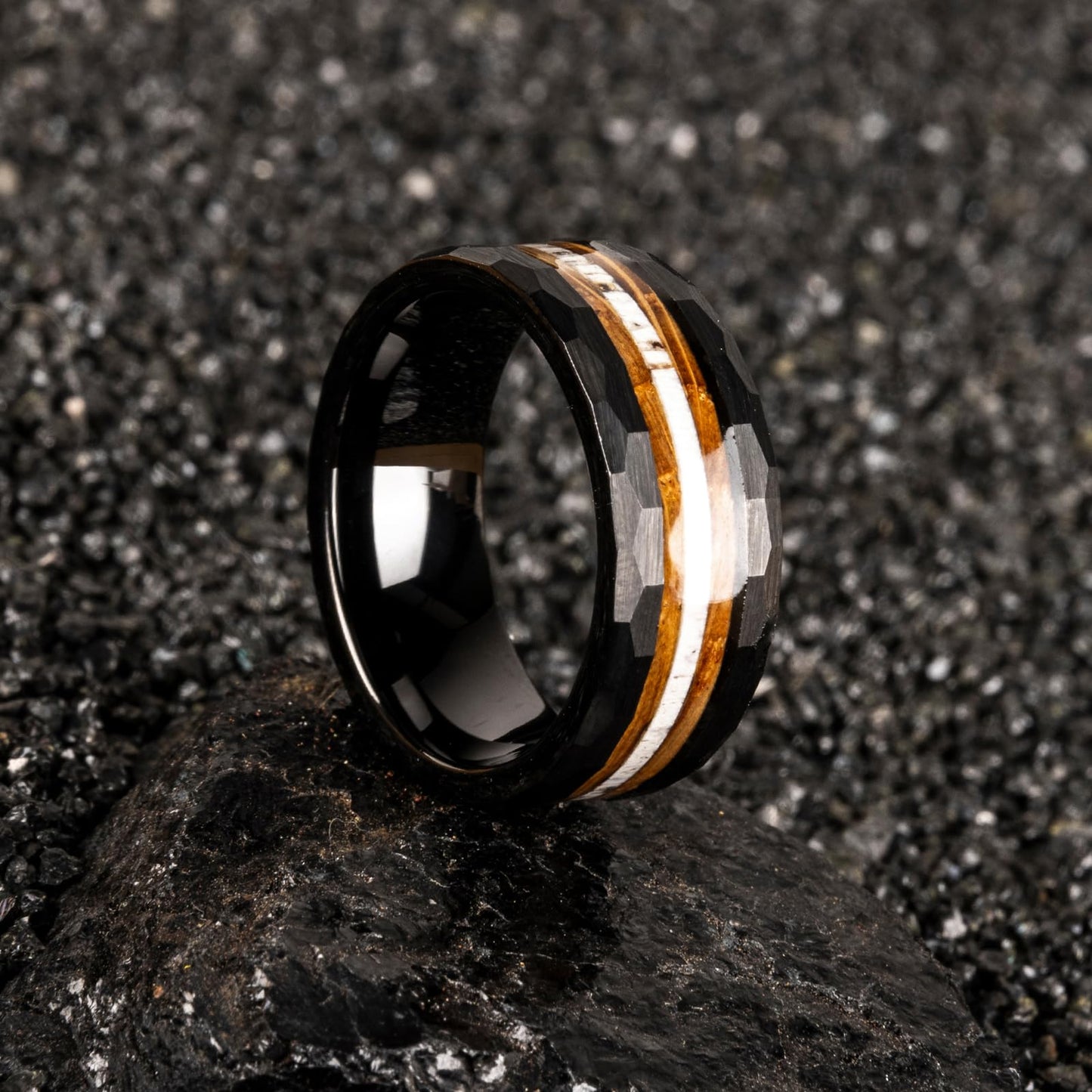 JEWPER 8mm Men Womens Wedding Band Tungsten Rings Black Hammer pattern Fashion Promise Carbide Inlaid Antlers Fire whiskey barrel wood Matte Finish Edge Comfort Fit Size(12)