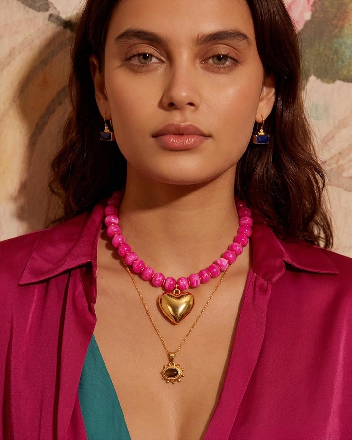 ENSKEFEN Chunky Necklaces for Women Rose Red Resin Beaded Choker Necklace Big Gold Puffy Heart Pendant Necklace Trendy Statement Necklace Jewelry