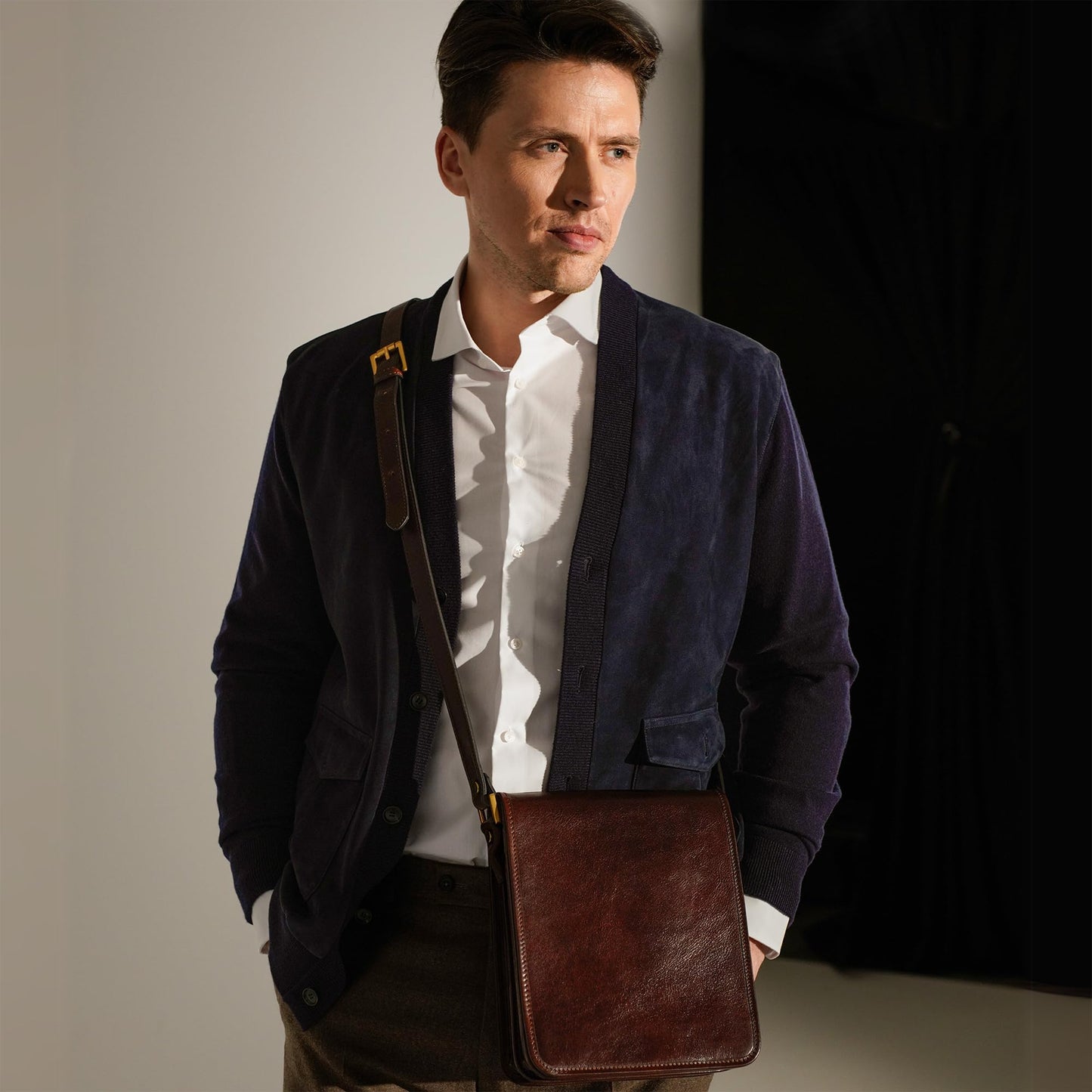 Time Resistance Italian Leather Messenger Bag for Men - Full Grain Crossbody, Tablet-Sized Shoulder Bag (Brown)