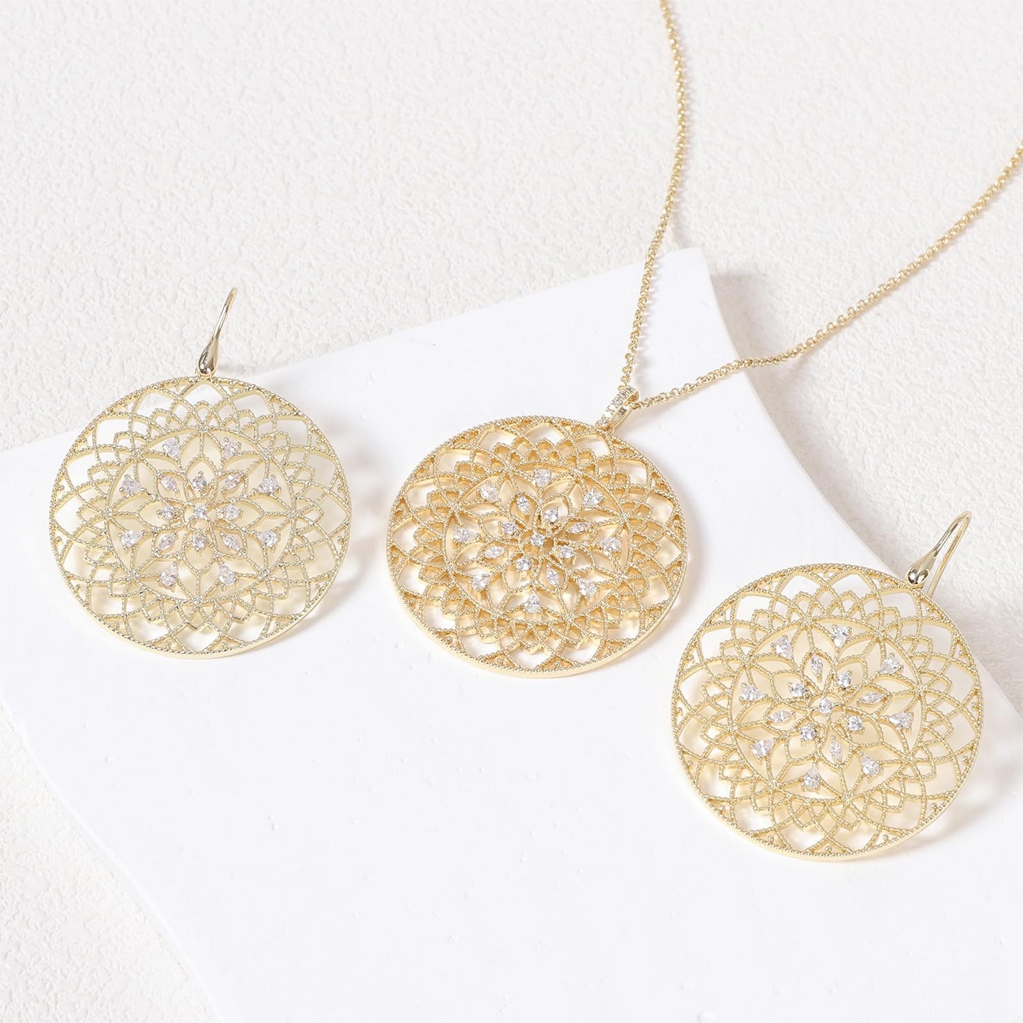 TaYolnFaSo Long Chain Sweater Large Necklace Earrings Set Round Hollow Flower Jewelry Set Cubic Zirconia Flower Jewelry Gift for Women