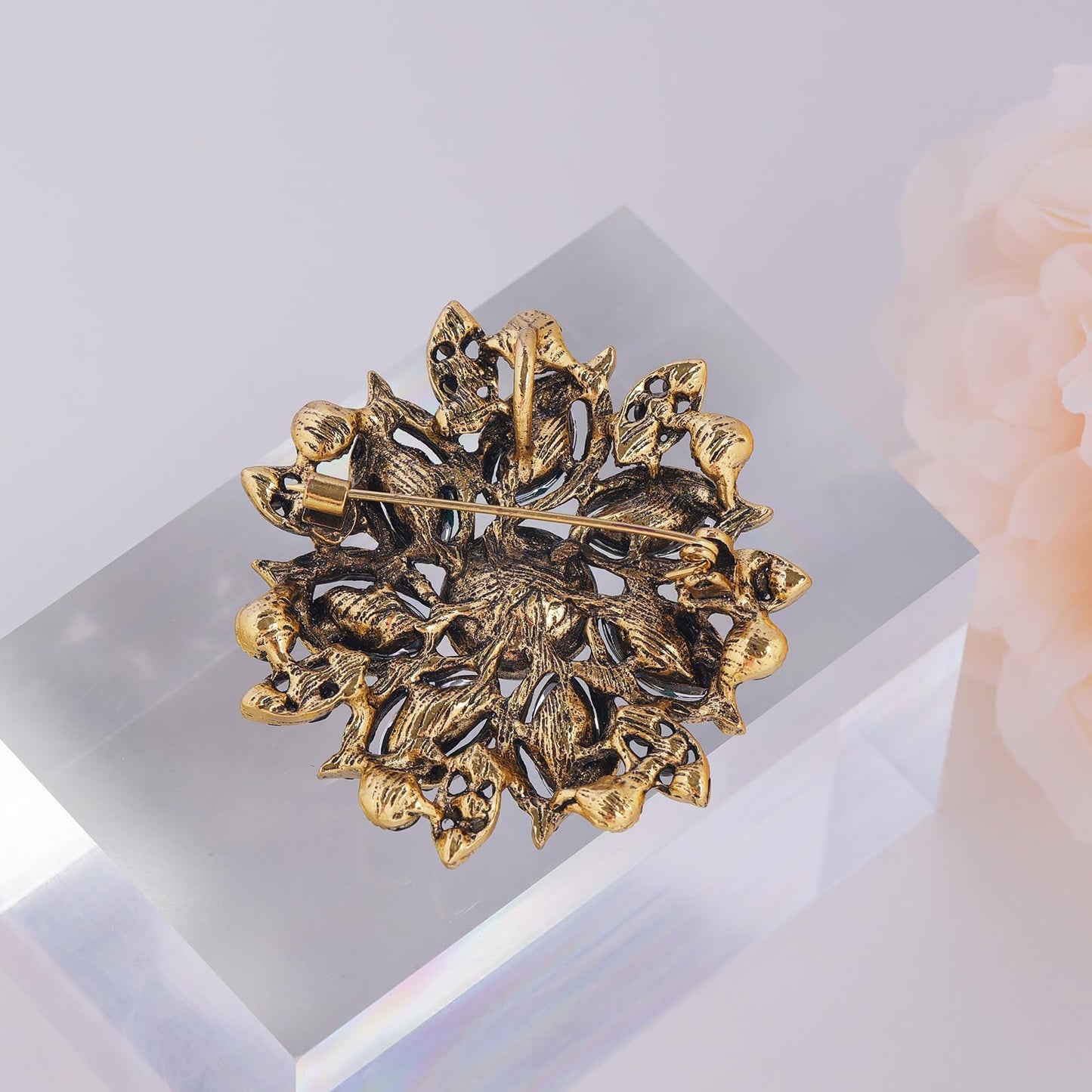 LAXPICOL Vintage Women's Purple Austrian Crystal Elegant Flower Brooch Wedding Broach Pin