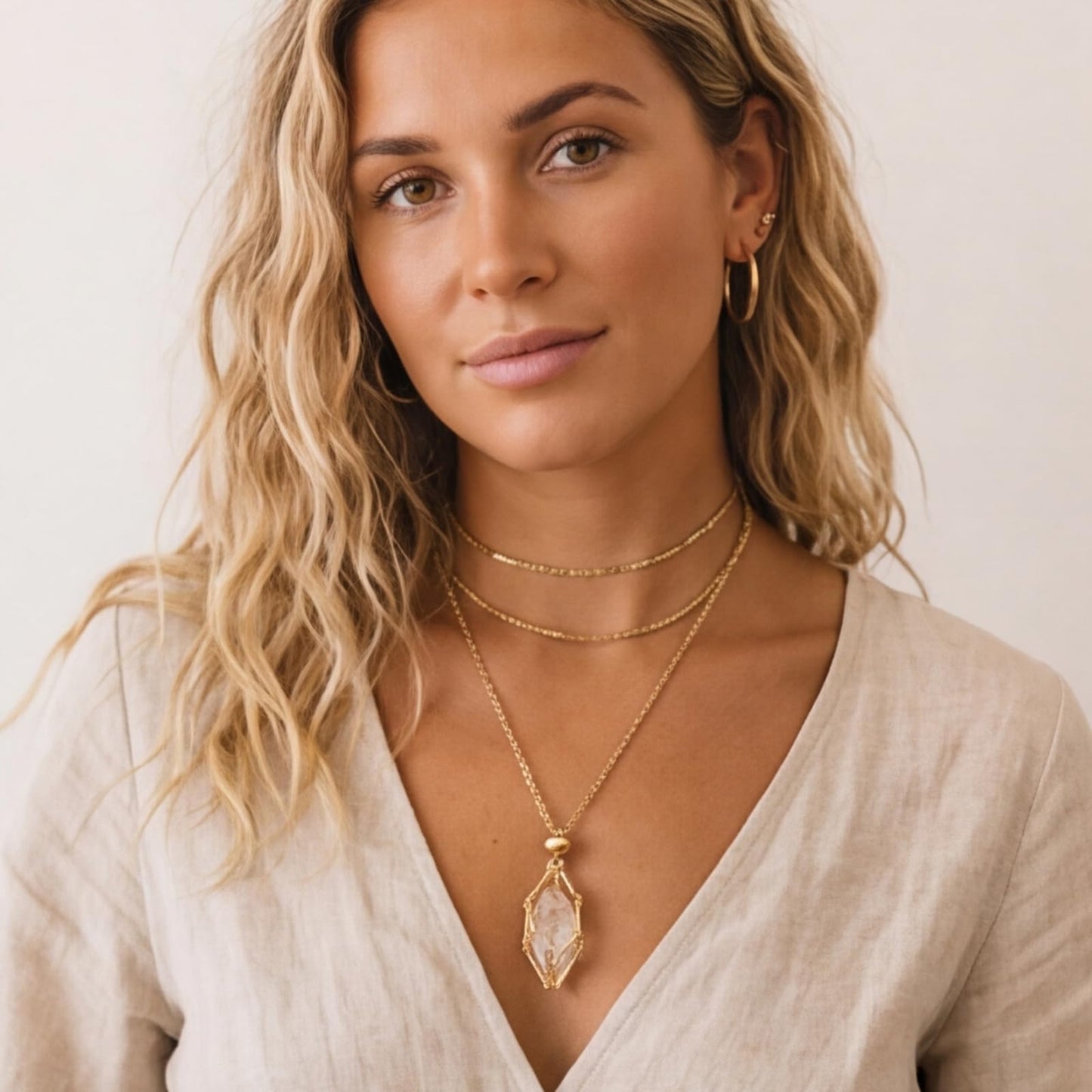 VLIEGEN Crystal Holder Necklace, Stainless Steel Cage for Stone Adjustable Natural Crystal Cage Holder Necklaces Quartz Natural Gemstone Jewelry for Women Men BL M