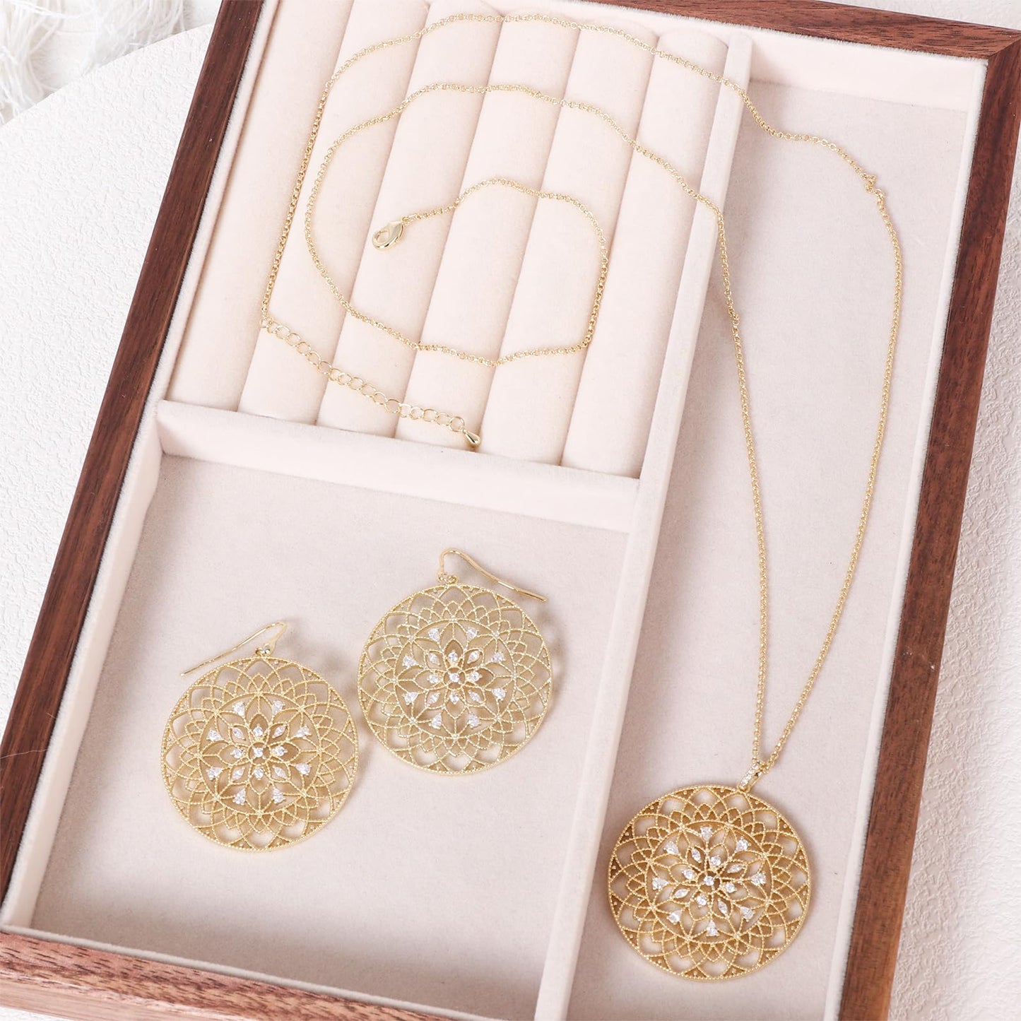 TaYolnFaSo Long Chain Sweater Large Necklace Earrings Set Round Hollow Flower Jewelry Set Cubic Zirconia Flower Jewelry Gift for Women