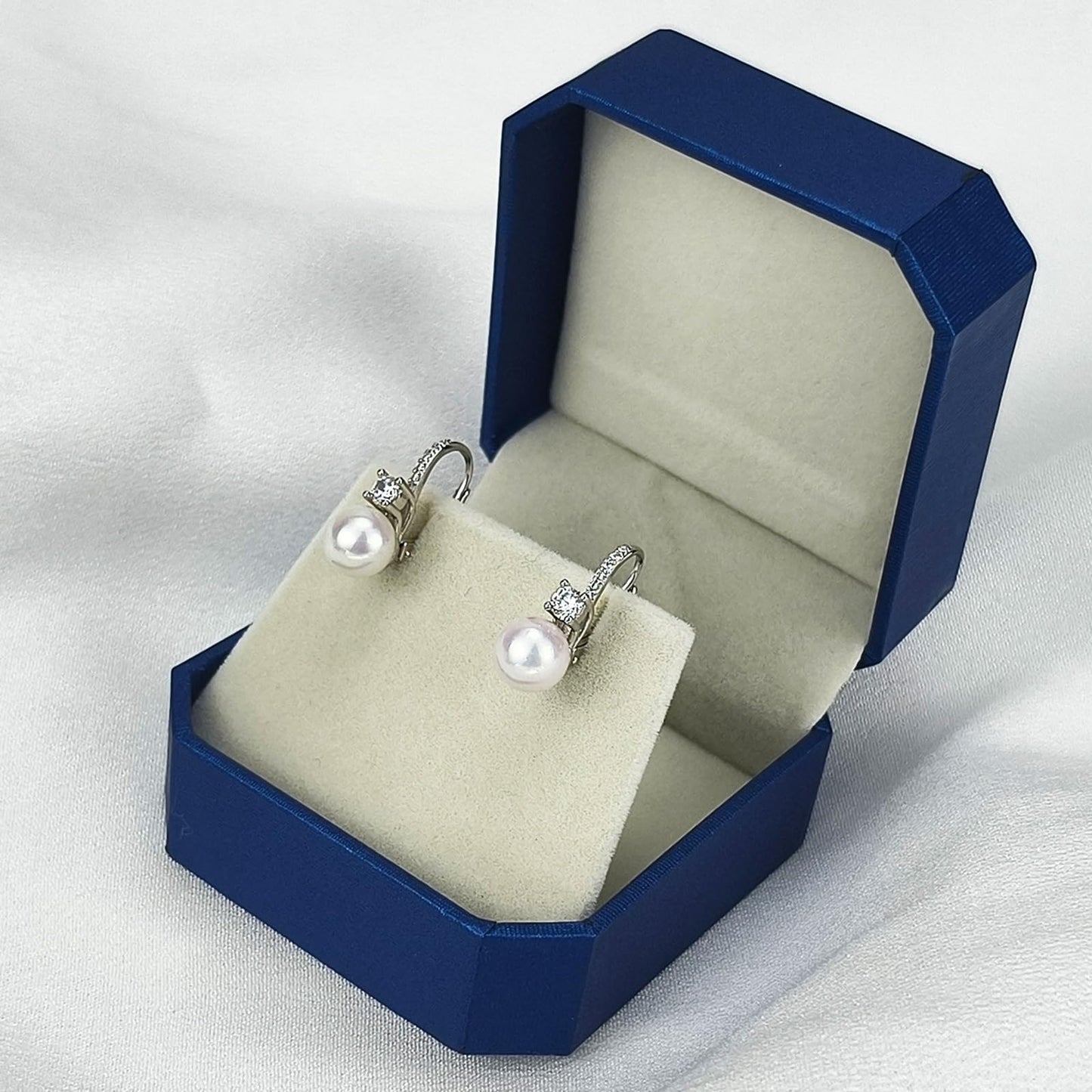 BAMIKI Pearl Drop Dangle Earrings 925 Sterling Silver Cubic Zirconia Leverback Earrings, 8MM Round Freshwater Cultured Pearls Jewelry Gifts for Women Wife Mother