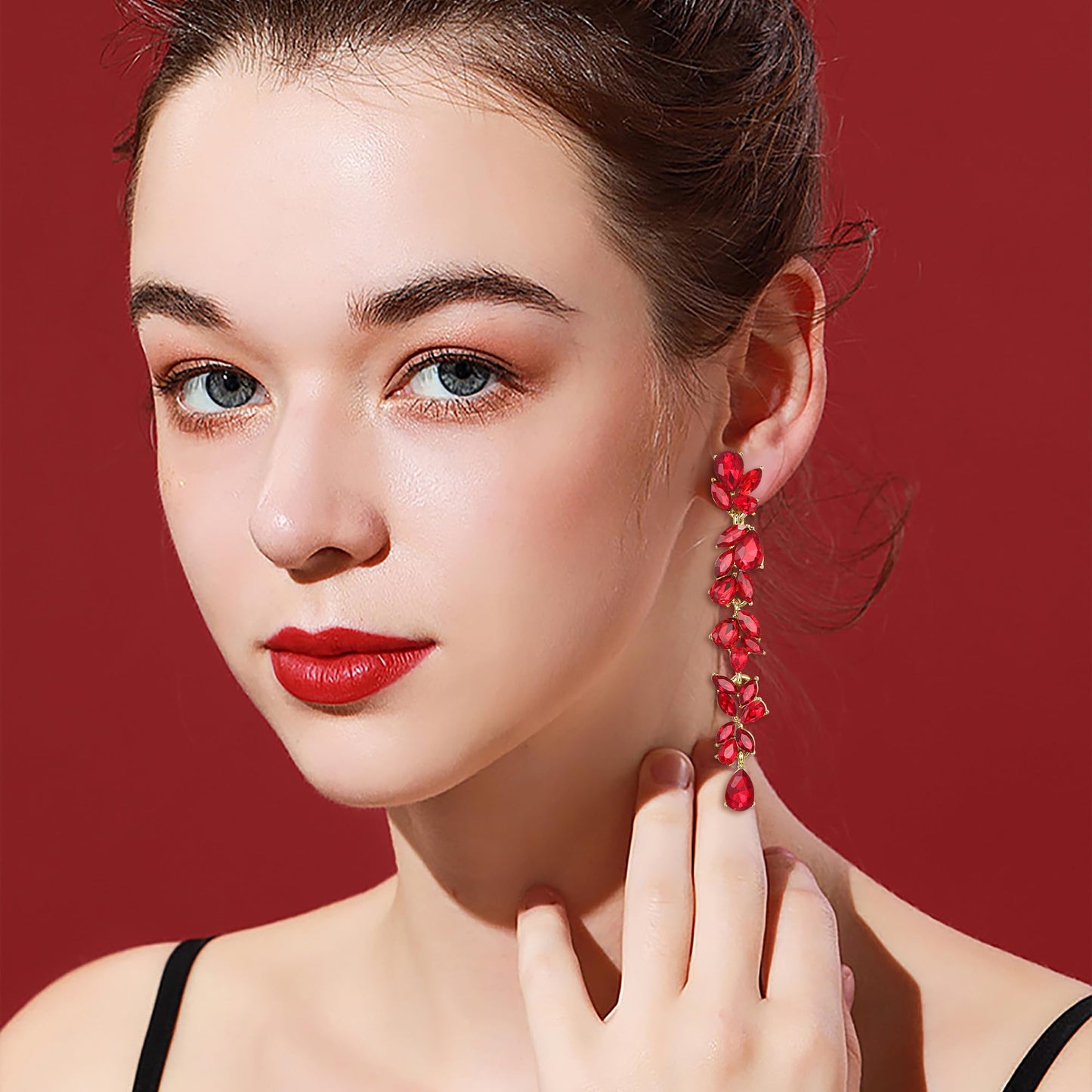 EVER FAITH Rhinestone Crystal Chandelier Dangle Earrings for Women, Art Deco Marquise Teardrop Bridal Wedding Long Drop Earring for Prom Red Gold-Plated-Base