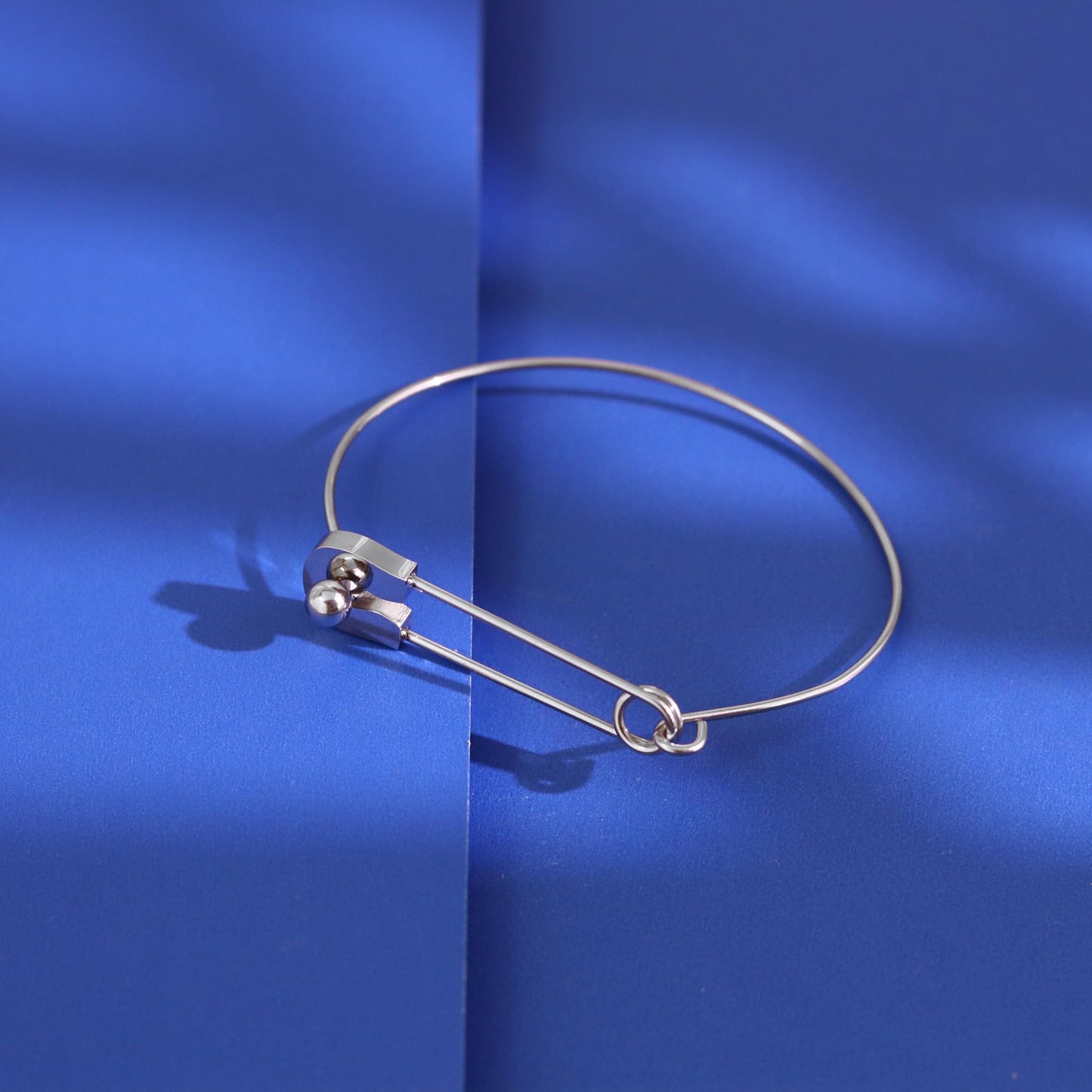 AILUOR Fashion Safety Pin Hook Bangle Bracelet, Vintage Punk Classic Simple Love Bracelet Jewelry Unisex (Silver)