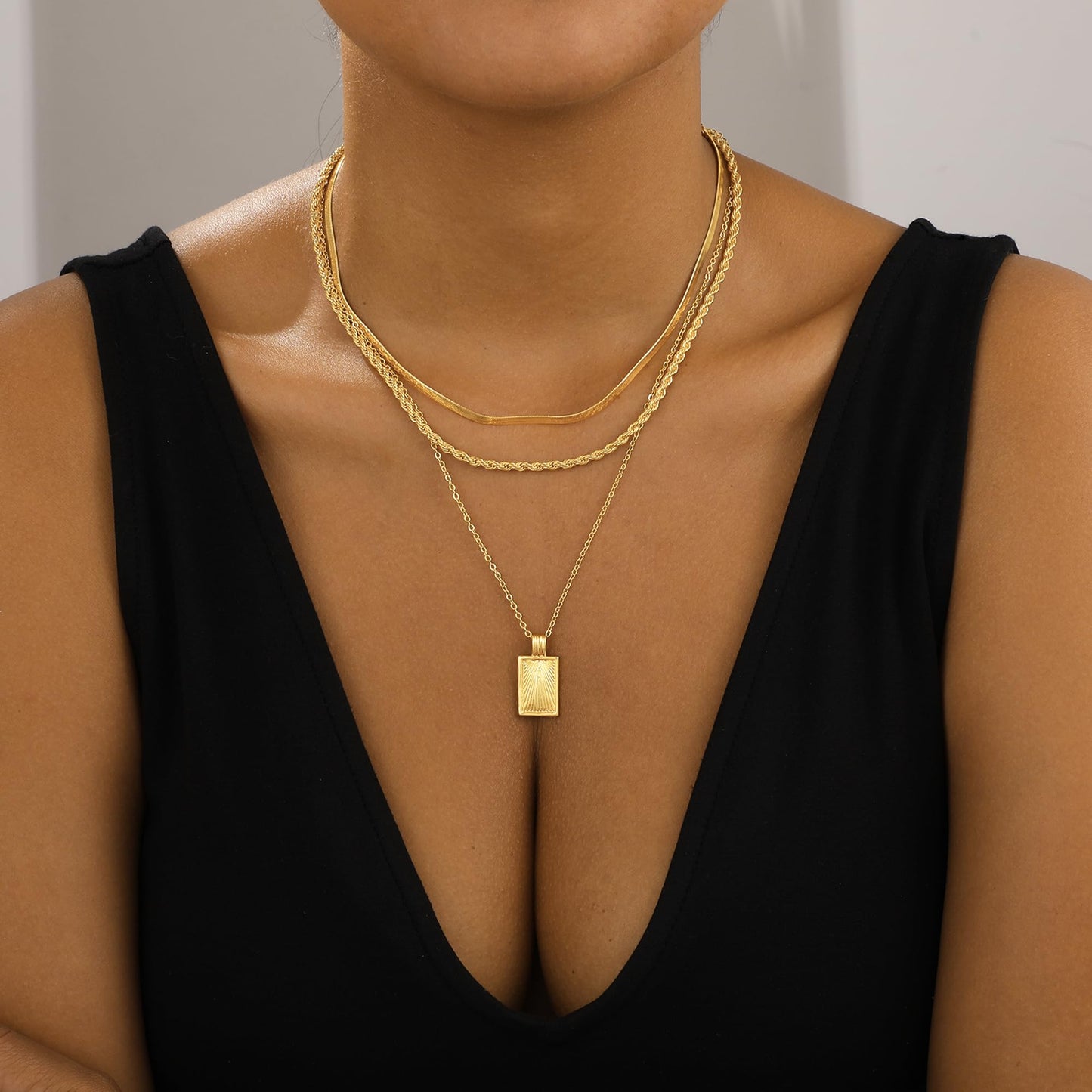 Layered Gold Necklaces for Women Stackable Dainty 14K Gold Plated Silver Chain Necklace Layering Cute Fashion Pendant Choker Necklaces Trendy Jewelry Set Gifts for Women (Rope twist snake chain O-ring chain texture, golden)
