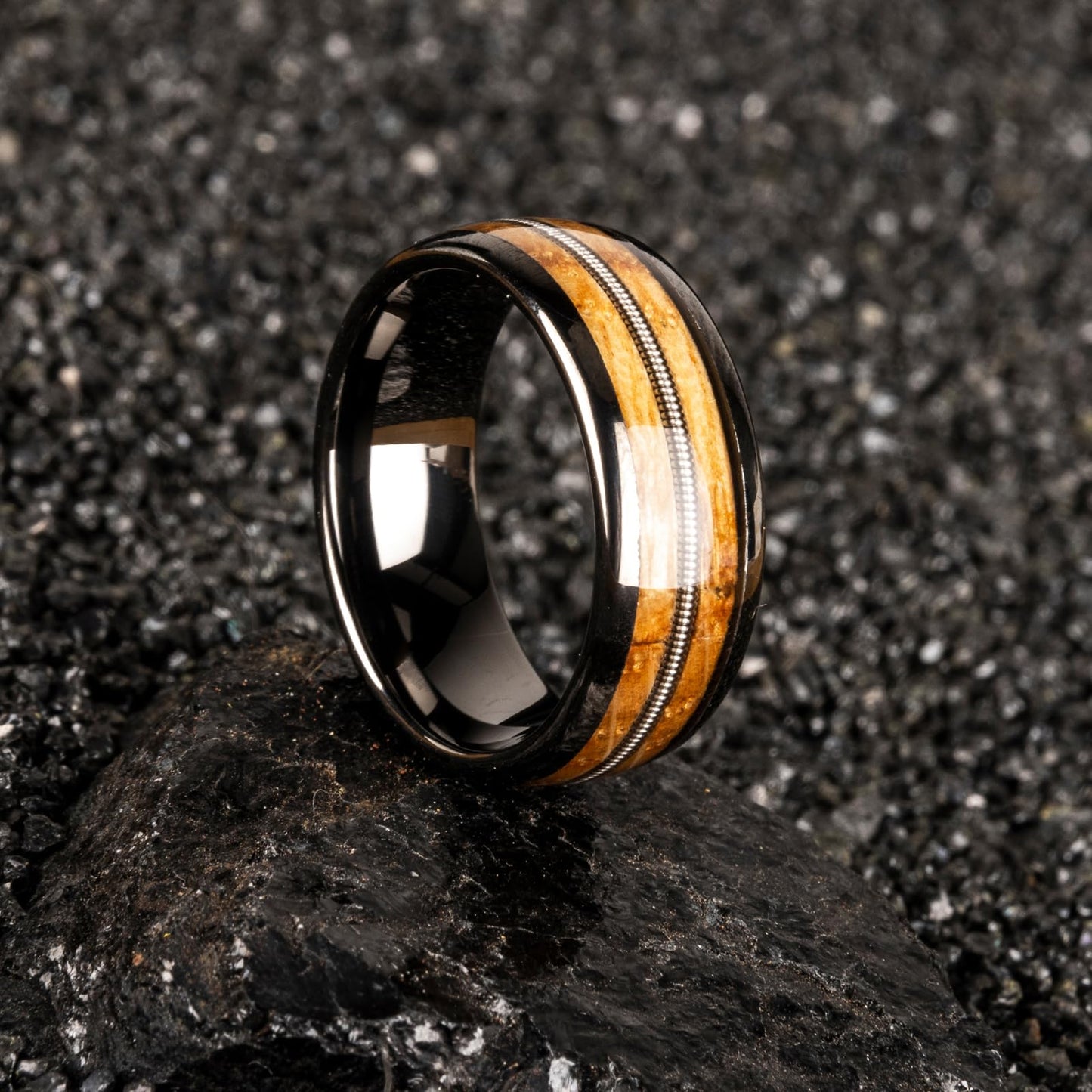 JEWPER 8mm Men Womens Wedding Band Tungsten Rings dark gun black Fashion Promise Carbide Inlaid Guitar Strings whiskey barrel wood Matte Finish Edge Comfort Fit Size(12)