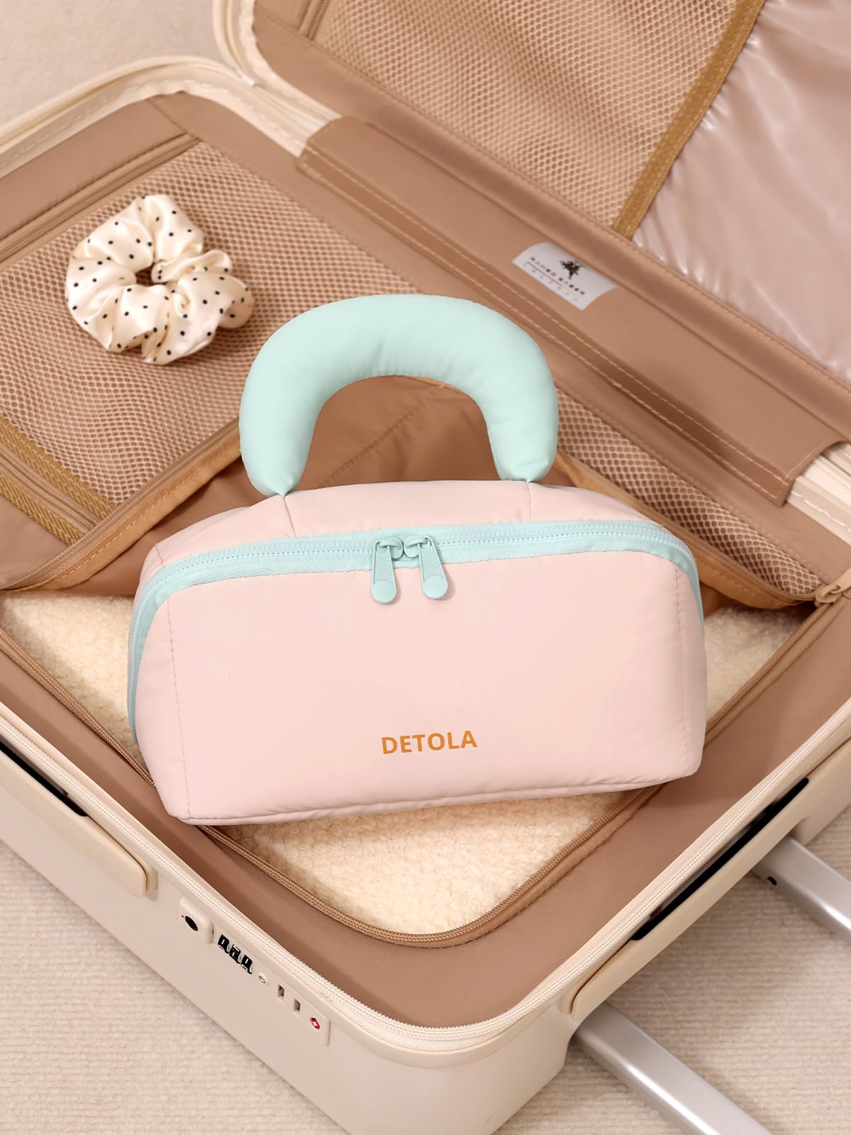 Detola Travel Makeup Bag, Cosmetic Bags for Women Lay Flat Makeup Bag with Compartments and Handle Waterproof Toiletry Bag Wide Open Portable Pouch Travel Essentials Gifts for Women, Pink
