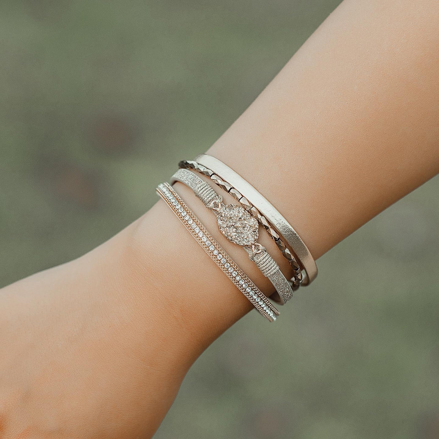 FANCY SHINY Boho Leather Wrap Bracelet Stackable Chunky Crystal Cuff Bracelets with Magnetic Clasp Cowboy Cowgirl Western Summer Beach Outfits Jewelry Gifts for Women (7.7", Metal)