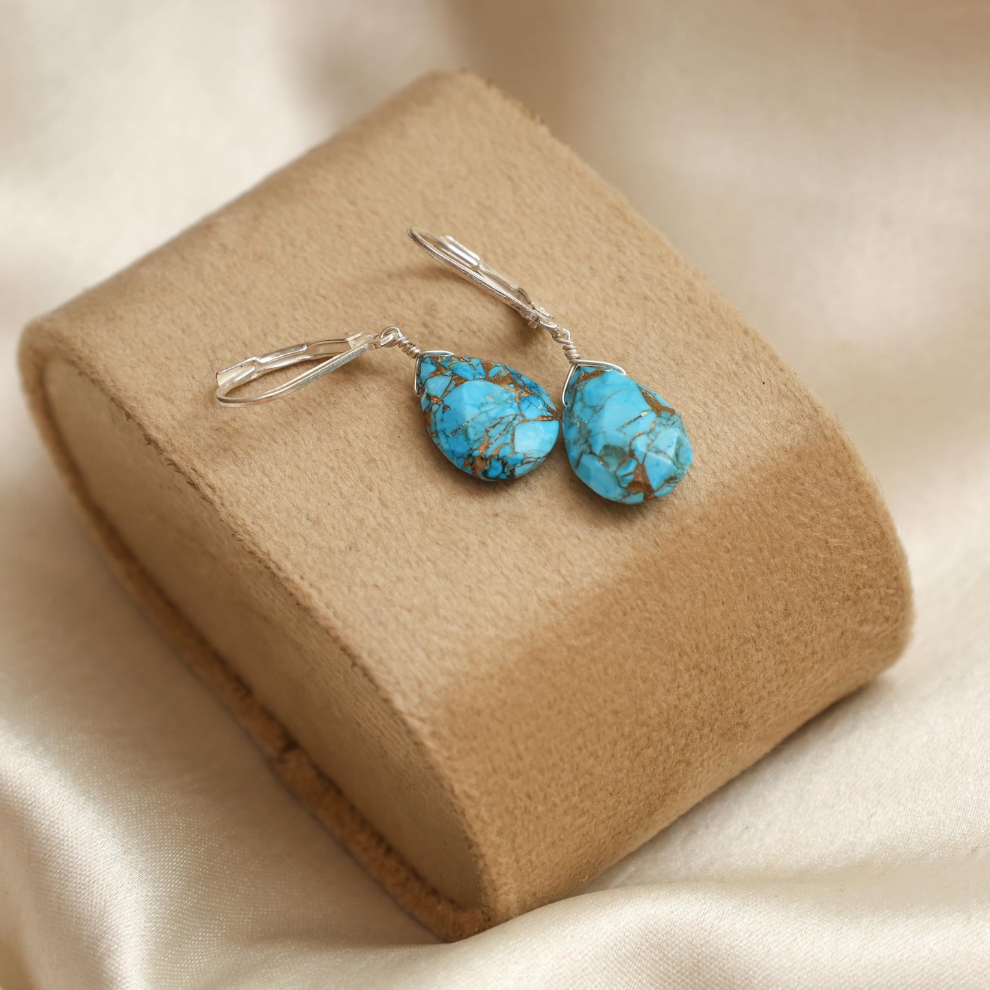 GemInspire Natural Copper Turquoise Teardrop Gemstone Earrings for Women – 925 Sterling Silver Leverback Lightweight Crystal Drop Dangle Earrings Handmade Gift for Mom Wife Girlfriend