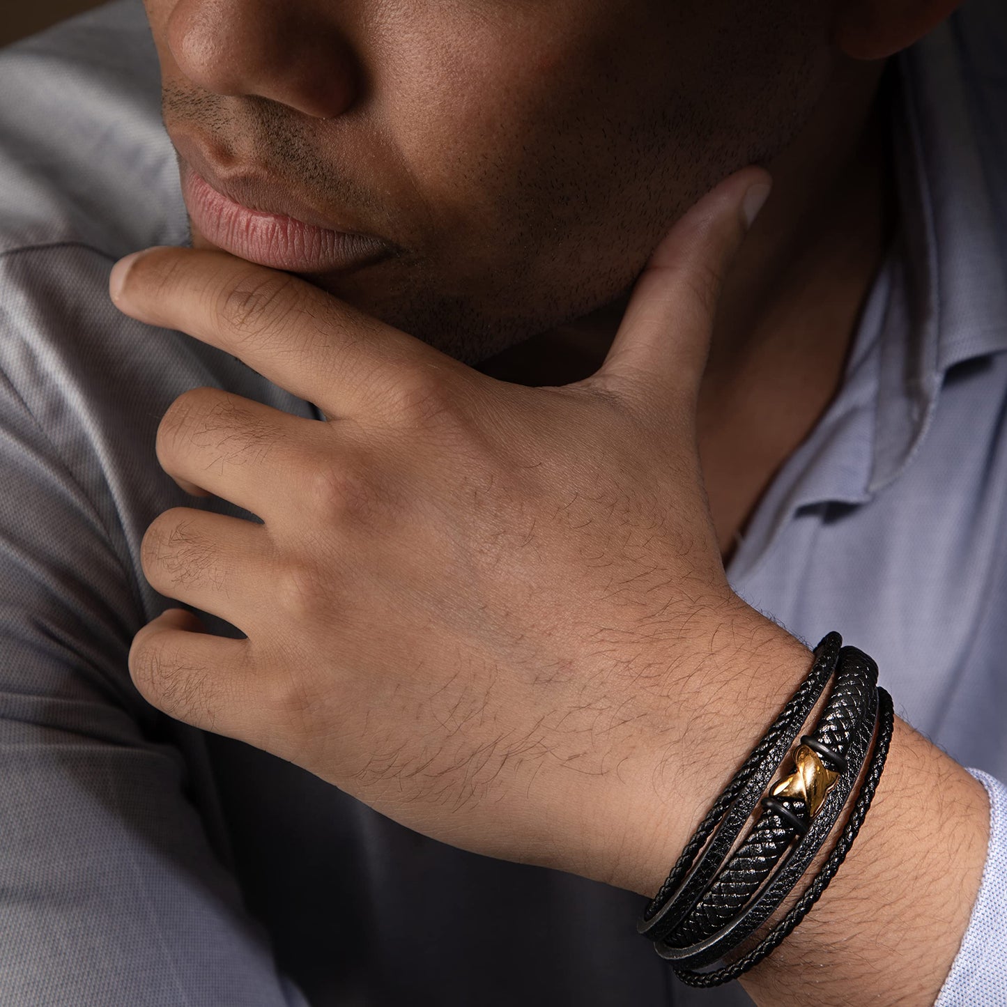 SERASAR Pulsera de oro para hombre 17cm con caja regalo hombre, trenzas piel vaca, cierre magnetico ajustable, joyero multicapa, joyeria cuerda magnetica masculina