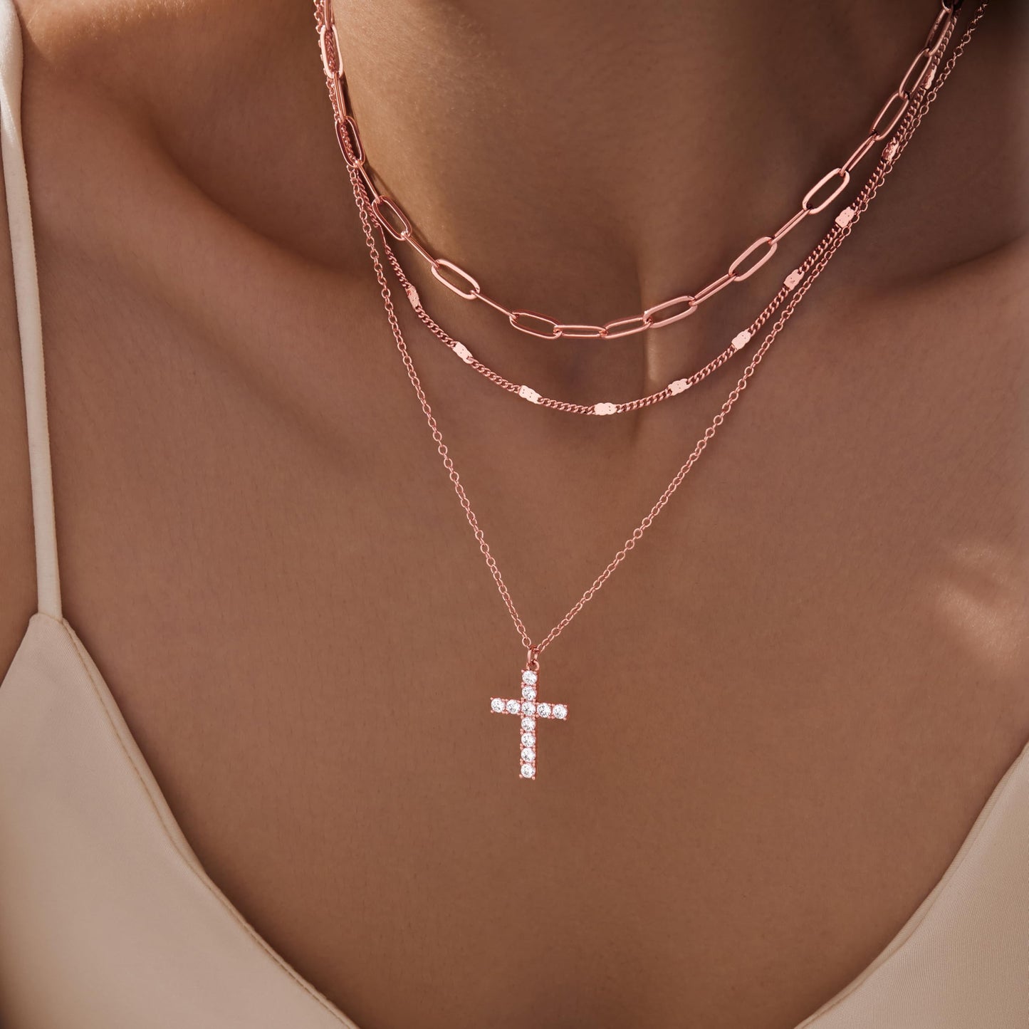 Rose Gold Cross Layered Necklaces for Women,Rose Gold Plated Dainty Stackable Choker Necklaces for Women,Trendy Layering Diamond Cross Pendant Paperclip Thin Chain Jewelry Set Gifts