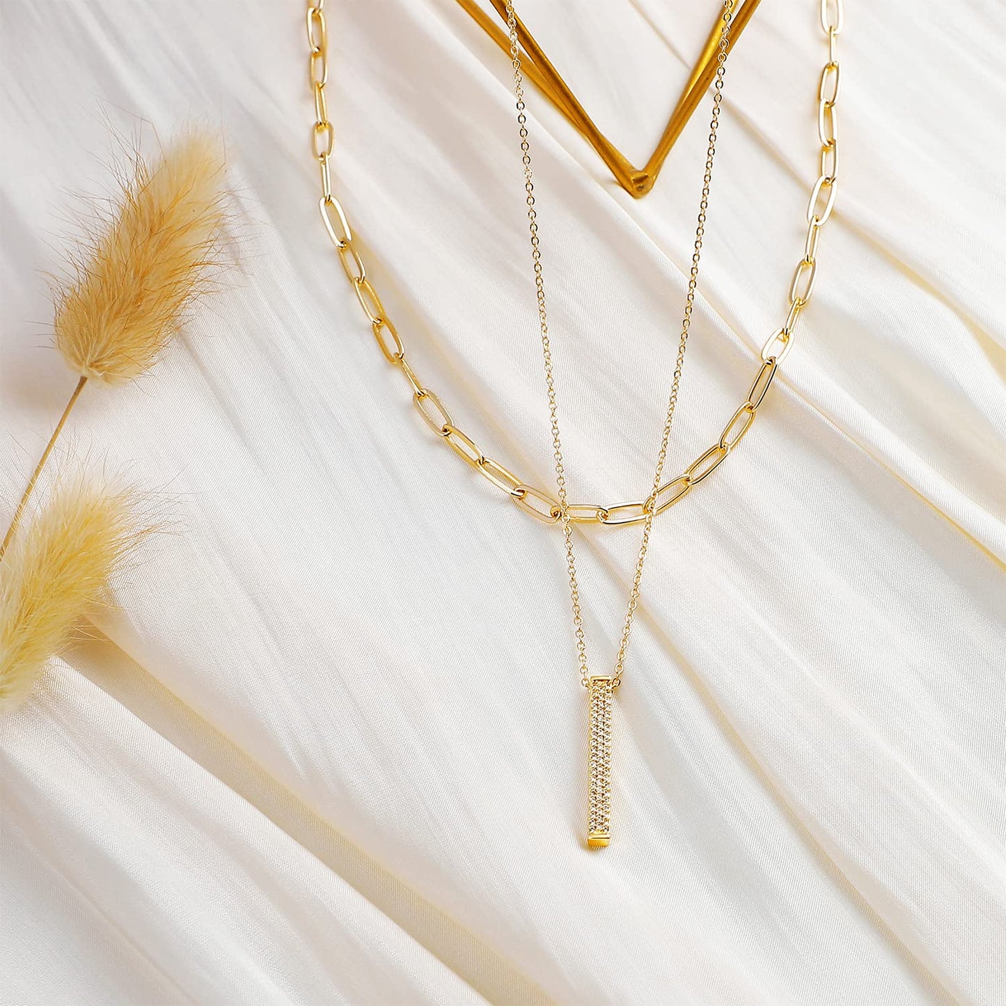 MEVECCO Gold Layered Choker Necklace for Women, 18K Gold Plated Dainty CZ 3D Vertical Bar Pendant Minimalist Paperclip Double Layer Necklace for Jewelry