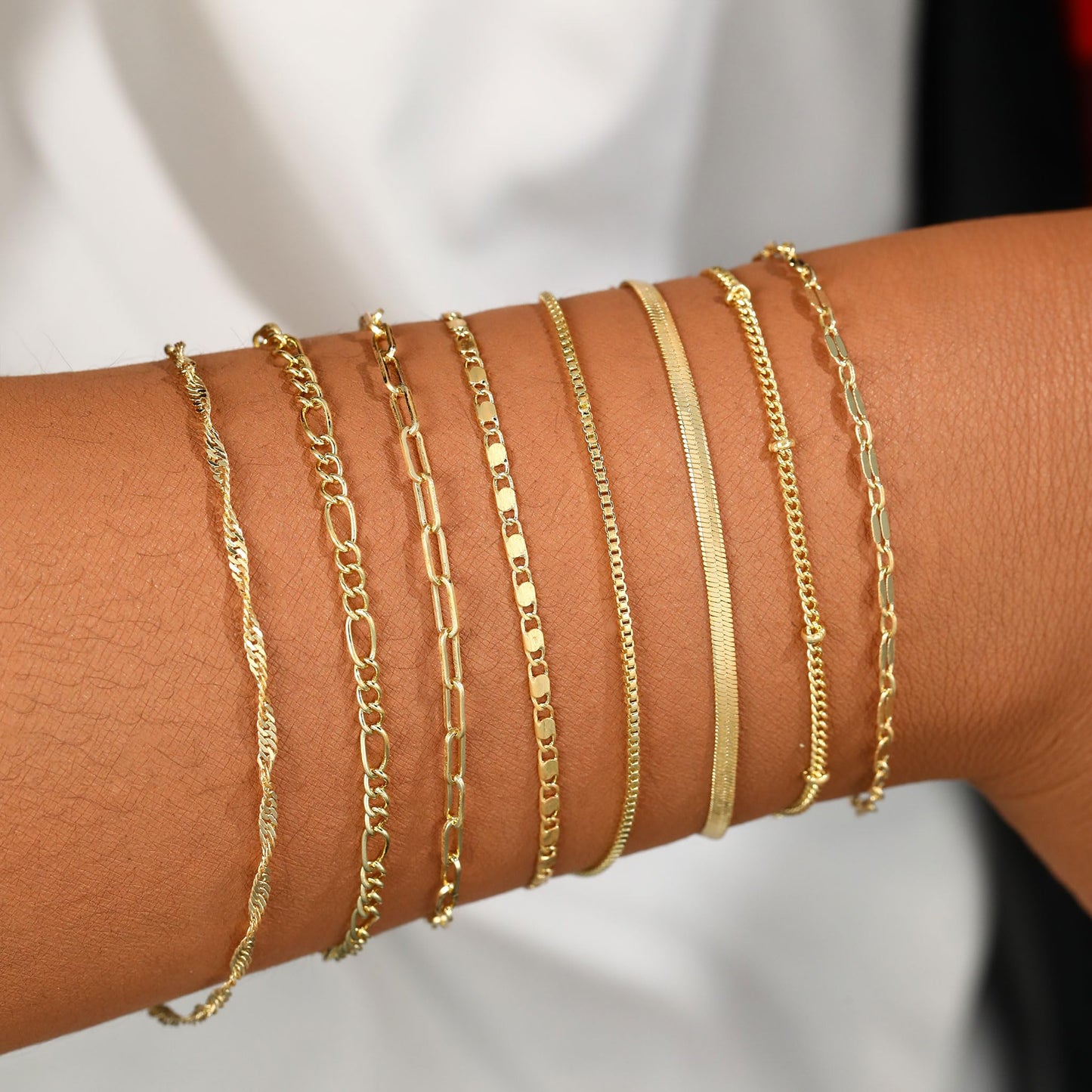 BERISO Gold Bracelets for Women, Elegant Adjustable 14K Gold Plated Bracelet for Women, Trendy Minimalist Dainty Gold Bracelet for Everyday Wear