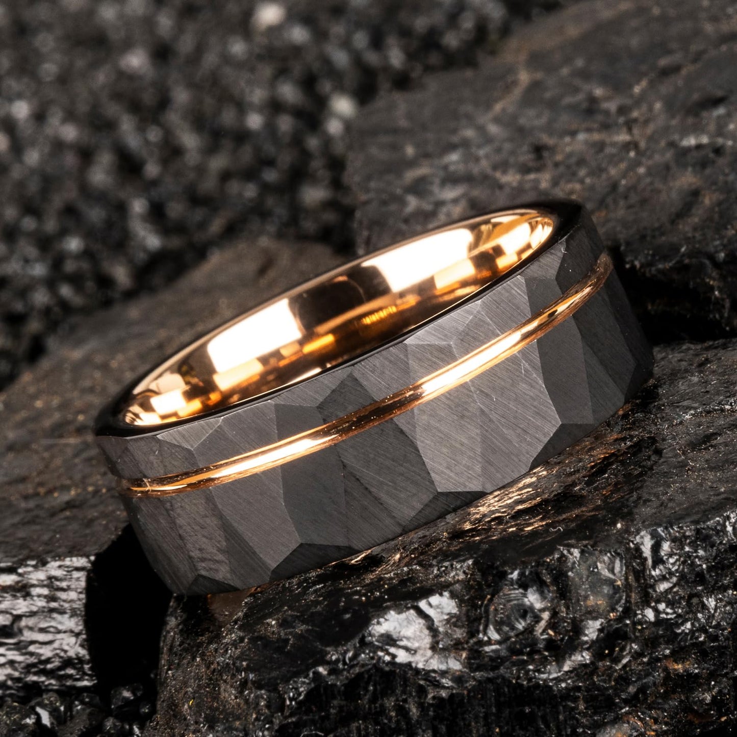 JEWPER 8mm Men Womens Wedding Band Tungsten Rings Black rose gold Fashion Promise Carbide Hammered groove design on outer ring Matte Finish Edge Comfort Fit Size(11)