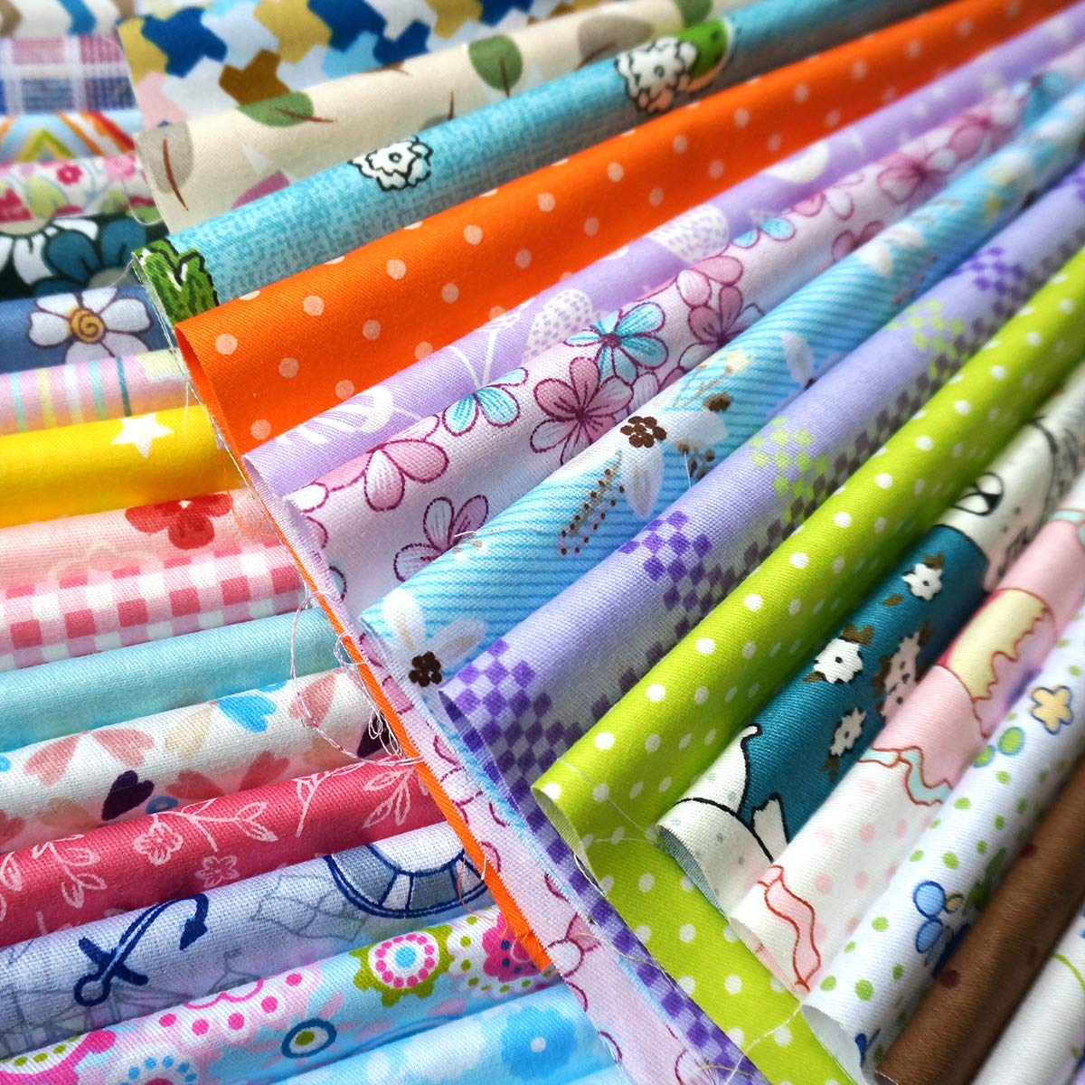 50pcs 8" x 8" Fabric Squares 100% Cotton Fabric Bundles Quilting Craft Supplies Floral Precut Squares Patchwork for Sewing DIY Quilt Patchwork