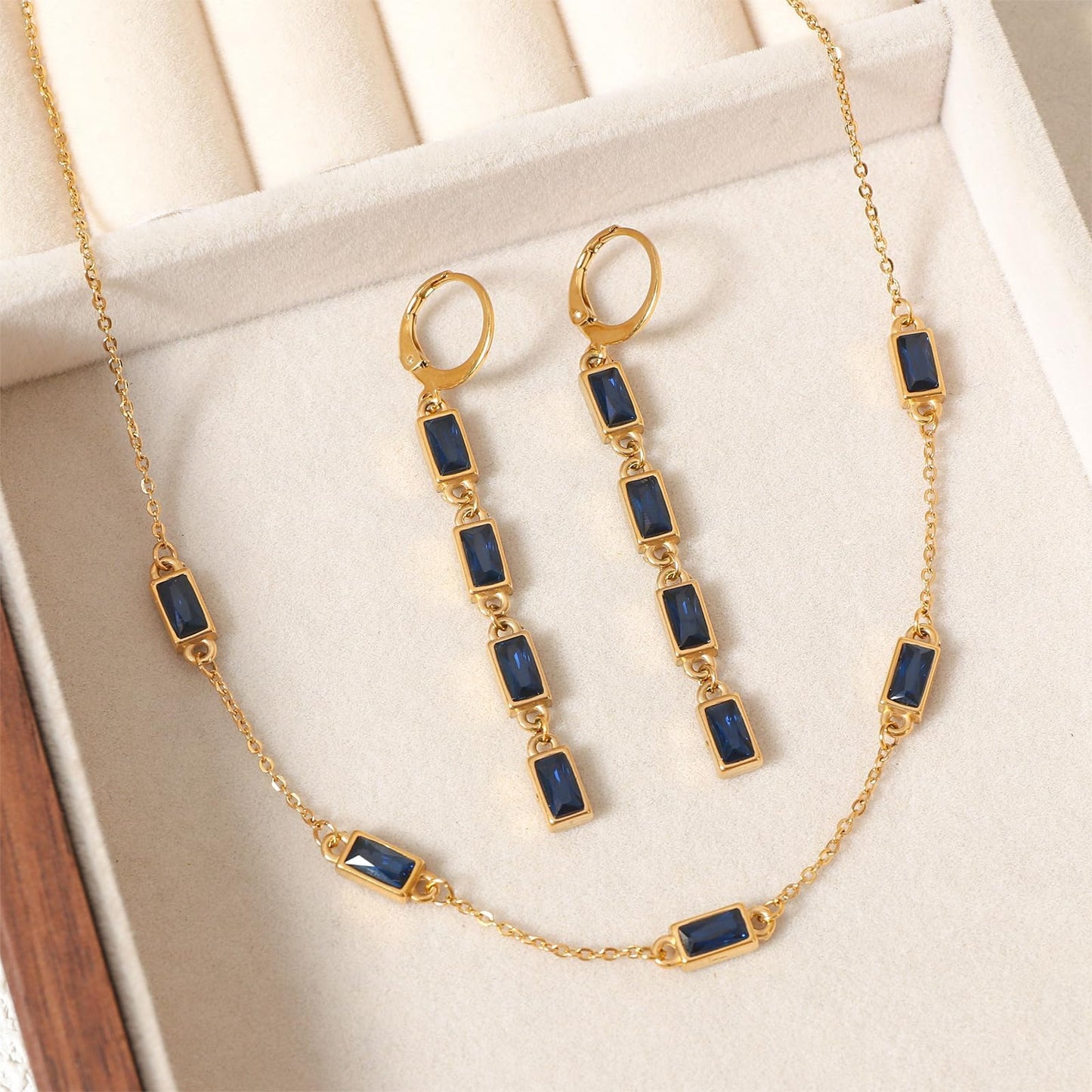 TaYolnFaSo Emerald-cut Sapphire Jewelry Set for Women 18k Gold Plated Blue Necklace Earrings September Birthstone Sapphire Jewelry Prom Wedding Birthday Valentine's Day Gift for Girlfriend Wife