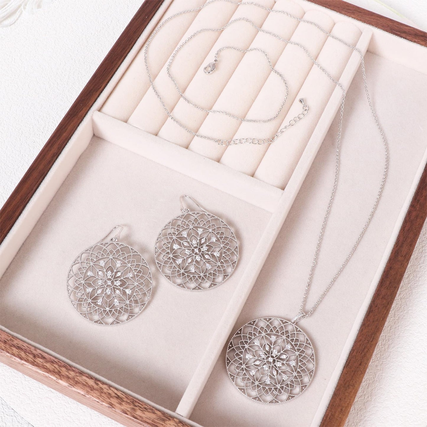 TaYolnFaSo Long Chain Sweater Large Necklace Earrings Set Round Hollow Flower Jewelry Set Cubic Zirconia Flower Jewelry Gift for Women