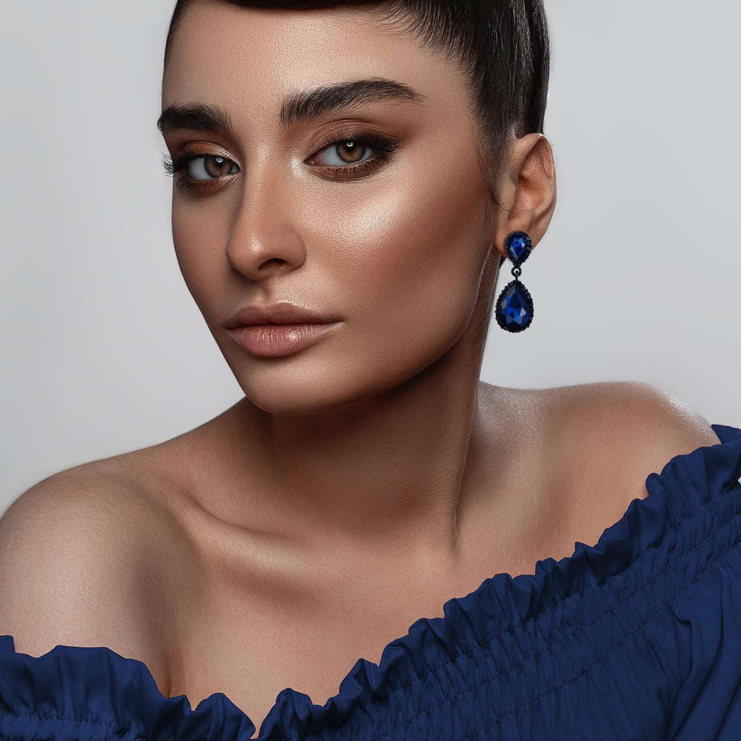EVER FAITH Women's Austrian Crystal Dangle Earrings, Elegant Party Prom Waterdrop Pierced Earrings Sapphire Blue Black-Tone