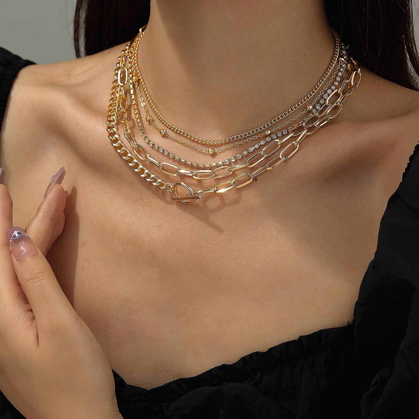 ANDKISS Gold Necklace for Women - 5PCS Dainty Layered Chain Necklaces 18k Gold Plated Choker Bohemian Look Necklace Simple Gold Stacked Hypoallergenic Necklaces Set Used for Gift For Women