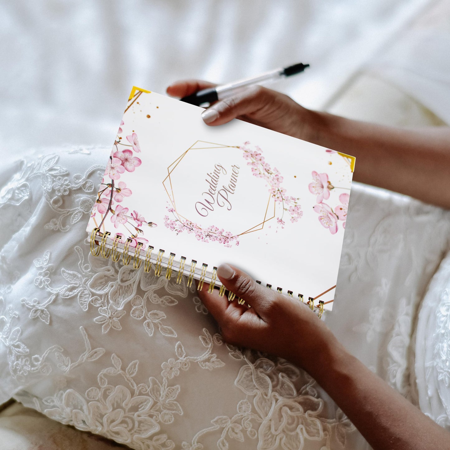 Wedding Planner Book and Organizer for The Bride, Wedding Notebook with a Set of 3 Diamond Pens