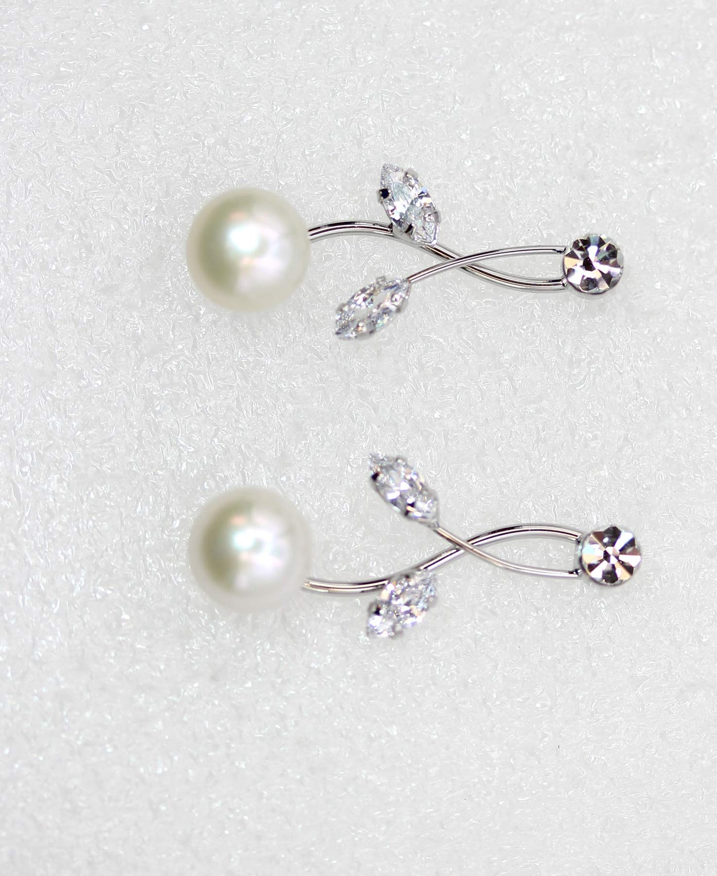 Faship Clear CZ Crystal Genuine Freshwater Pearls Floral Necklace Earrings Set - Clear