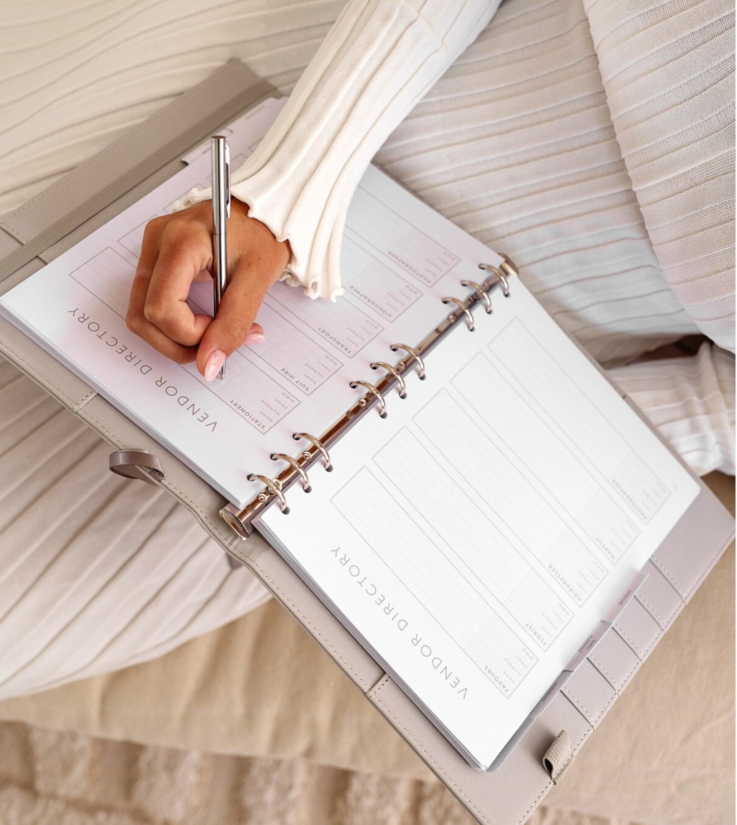 Award Winning Elegant Wedding Planner Binder and Organizer for the Bride | Tissue Wrapped | Cushioned Cover | Engagement Gift | This Elegantly Designed US Planner Allows you to Plan Every Detail (Soft Grey)