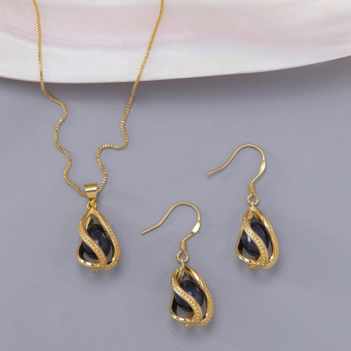 HENGSHENG Pearl Jewelry Set For Women 14K Gold Plated Necklace & Earrings Set Freshwater Pearl Pendant Cage Set for Wedding Anniversary Prom Birthday Gift - Golden Black
