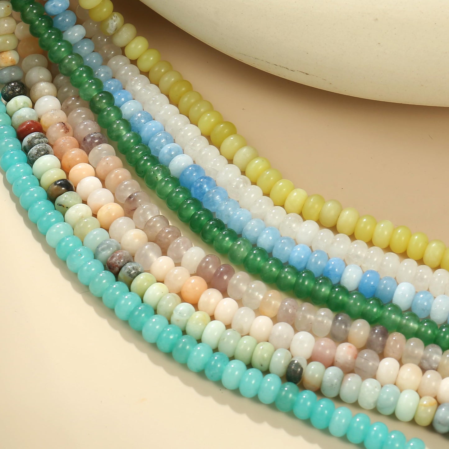 CONRAN KREMIX Clear White Stone Beaded Necklace for Women,Natural Stone Bead Choker Necklaces Boho Summer Beach Necklace Gemstone Jewelry Gift for Women