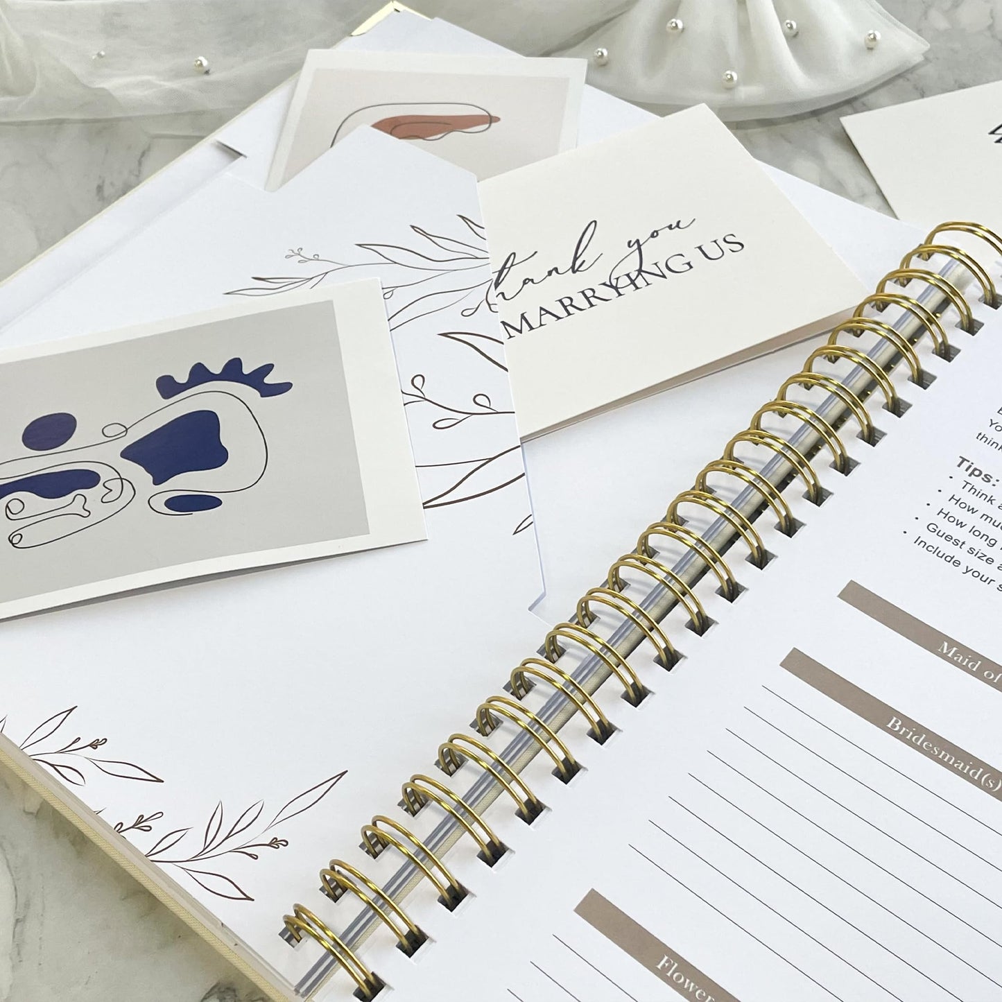 WeddingGiftsWedding Wedding Planner Book and Organizer for Bride - Elegant Linen Cover Wedding Planning Binder with Checklists,Pockets & Calendars,Perfect Engagement Gifts for Couples(Apricot)