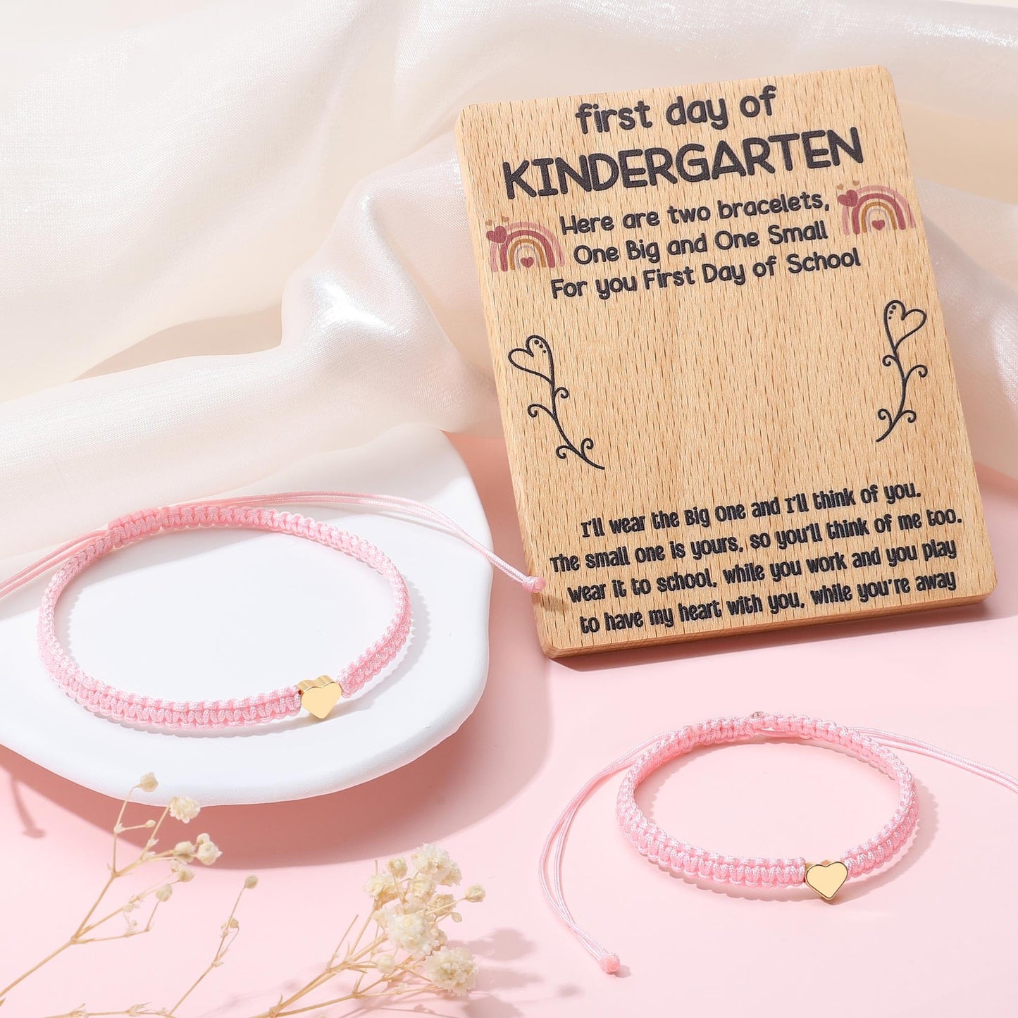 WZHENAINI First Day of Kindergarten Bracelets for Mother and Daughter, Mom and Daughter Bracelets Matching Gift, Mommy and Me, Daughter Back-to-School Gift