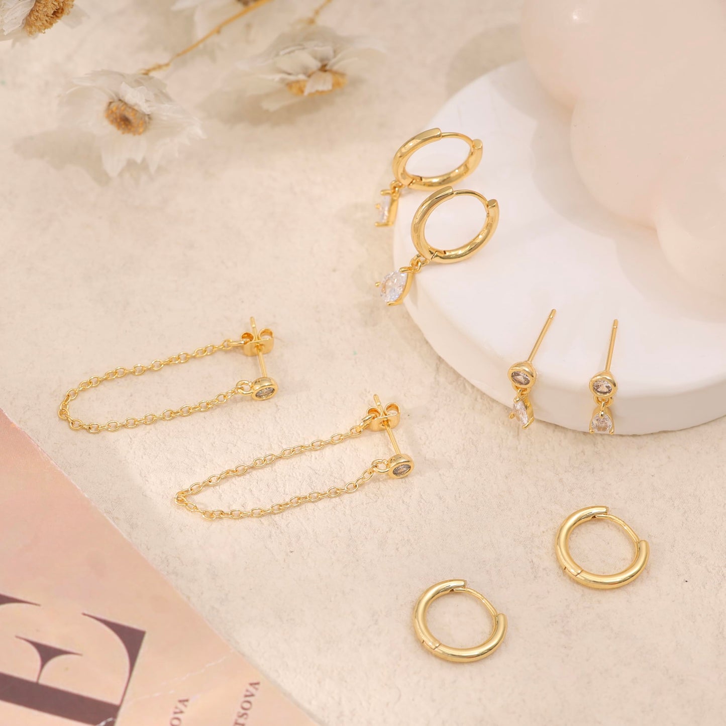 SELFROSE Gold Earrings Set For Women,Dainty Huggie Earring Stack 14K Gold Plated Chain Earrings Hypoallergenic Drop Dangle Earrings for Women Trendy Cute Fashion Small Hoops Fashion Jewelry