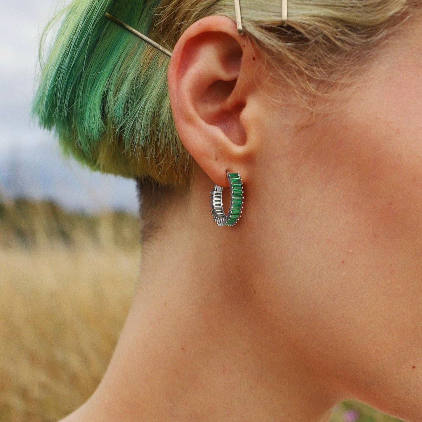 GLOQUAT Green Hoop Earrings St Patrick's Day Earring Accessories for Women Cubic Zirconia Hoops for Irish Festival Trendy Baguette Hoop Earring Womens Emerald Green St Patty's Jewelry Gifts 25mm