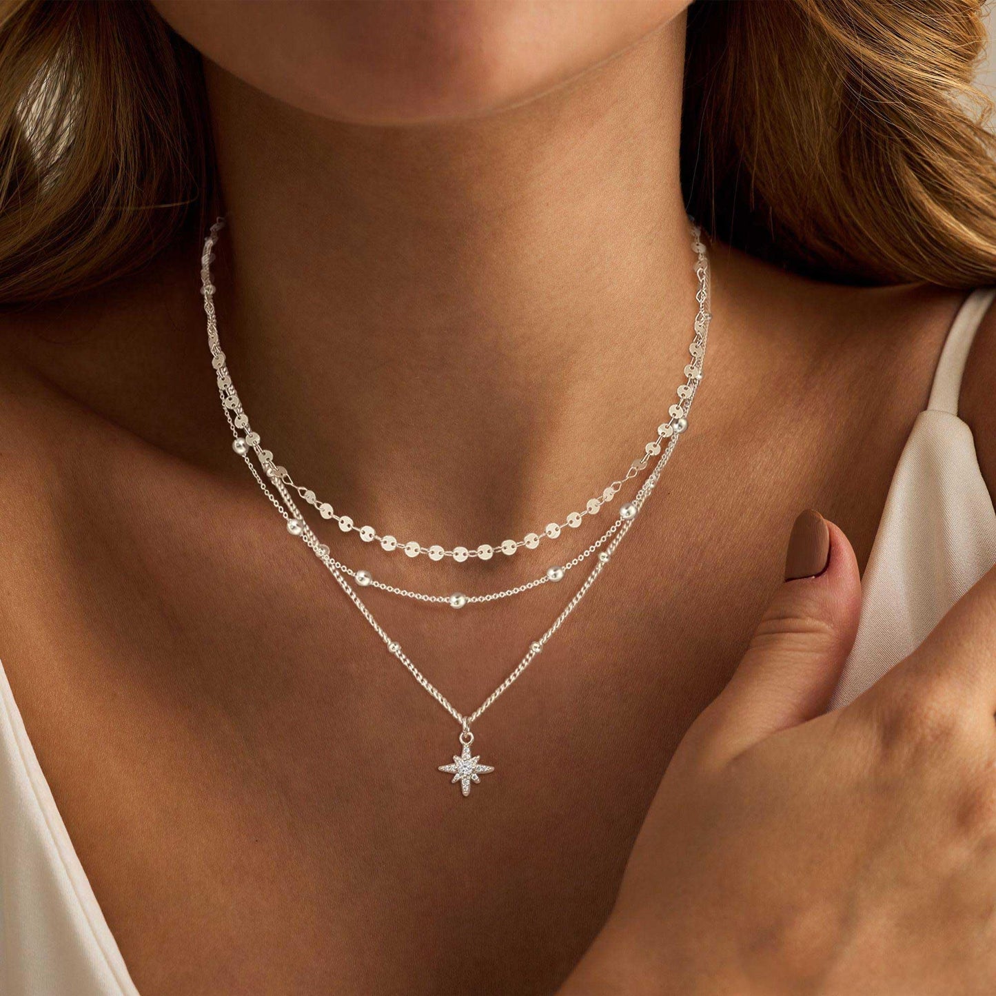 XIXINI Silver Necklace for Women, Layered Silver Necklace Stack Dainty Layering Star Pendant Necklace Simple Silver Choker Necklaces for Women Trendy Fashion Silver Jewelry