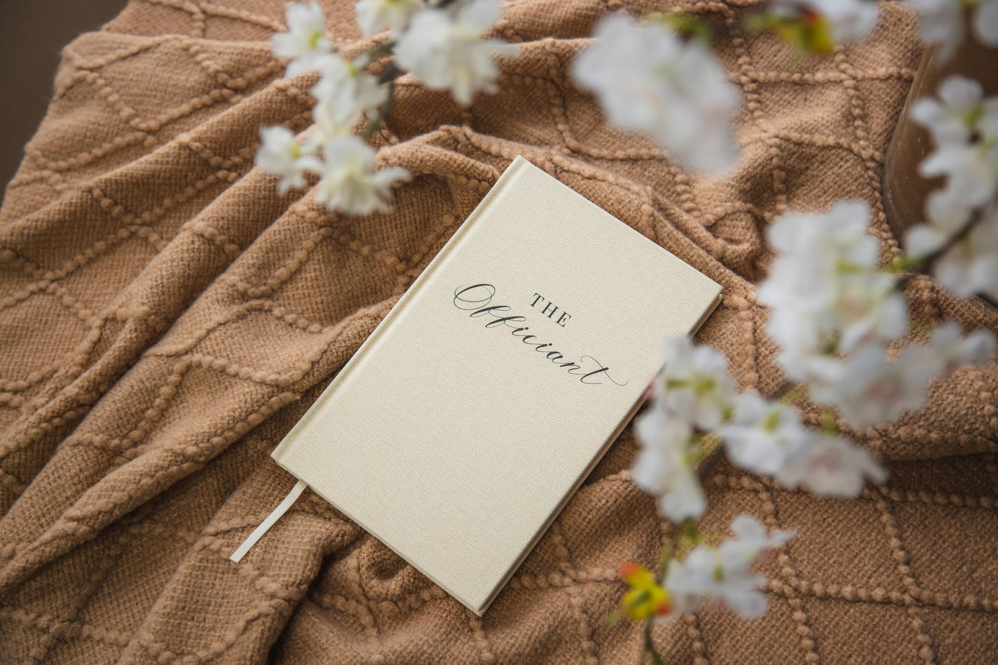 Wedding Officiant Book - Modern Cream Canvas Linen Printed Hardcover Notebook Journal Gift for Pastor Ministers Sermon Wedding Ceremony, 32 Pages, 140gsm Thick Lined Paper, 5.25 x 8.25" (Design 8)