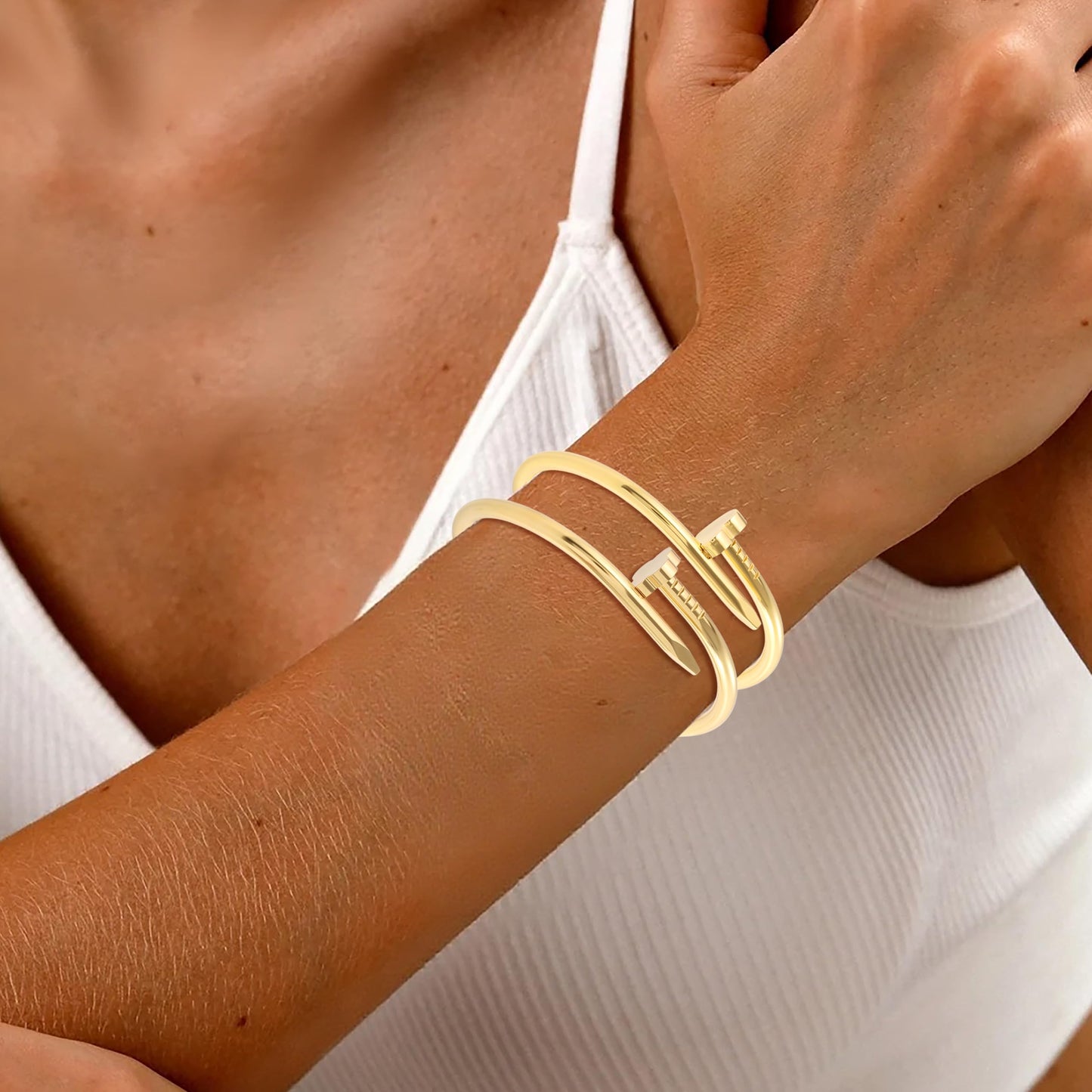 Acnode Gold Bangle Bracelets for Women -2PCS Friendship & Love Bangle Bracelet Clover Nail Bracelet Stack Set Trendy Non-Tarnish Stainless Steel Jewelry Gifts for Mom Wife Her