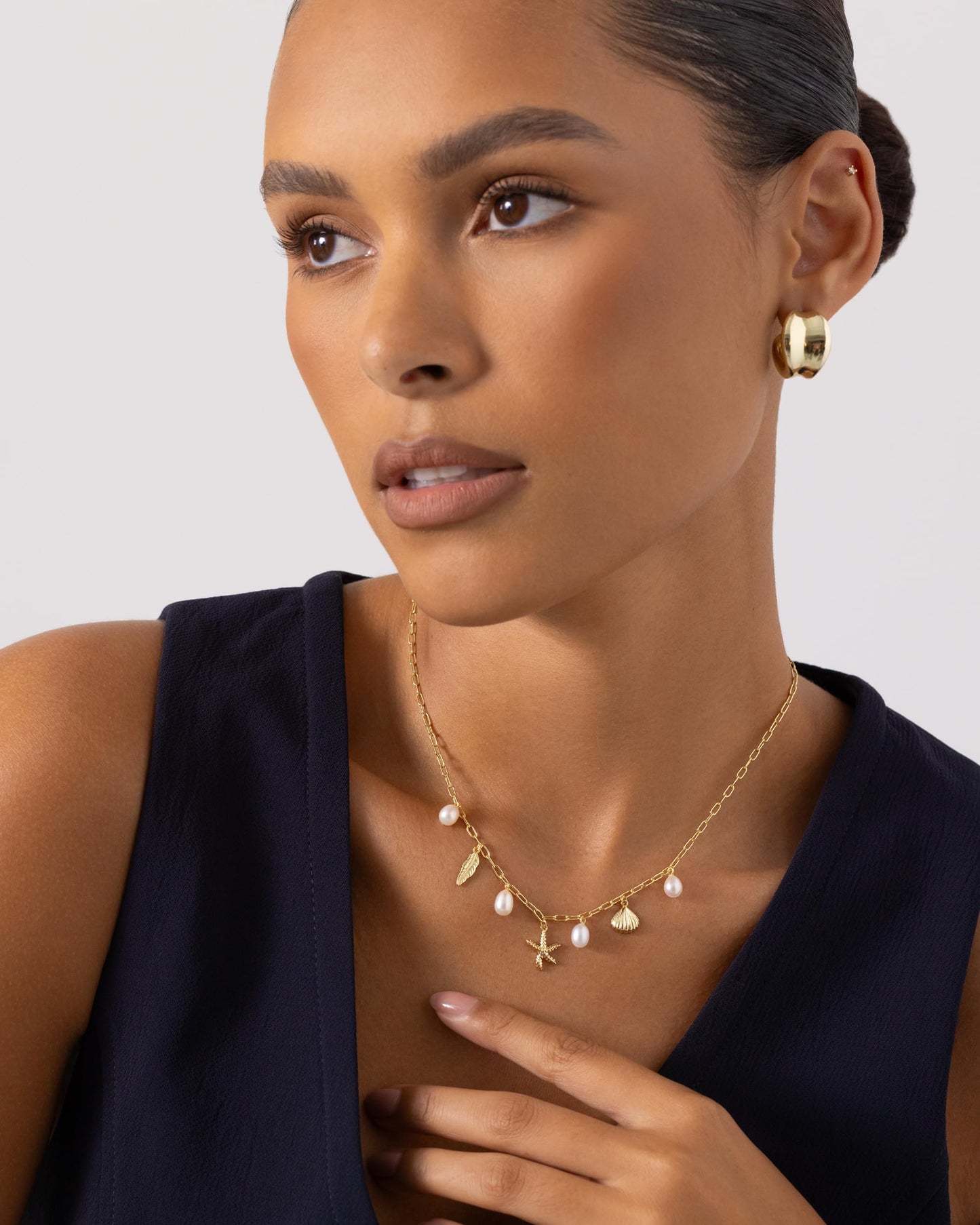 PAVOI 14K Yellow Gold Plated Beach Charm Necklace for Women - Dainty Paperclip Chain Trendy Beachy Multi - Gold Ocean Summer Jewelry with Freshwater Pearl, Sea Shell, Starfish