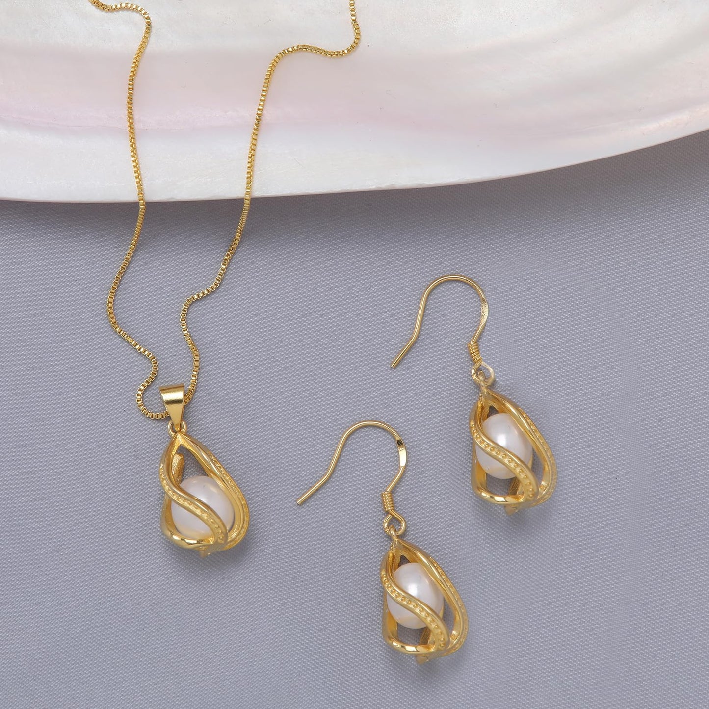 HENGSHENG Pearl Jewelry Set For Women 14K Gold Plated Necklace & Earrings Set Freshwater Pearl Pendant Cage Set for Wedding Anniversary Prom Birthday Gift - Golden White