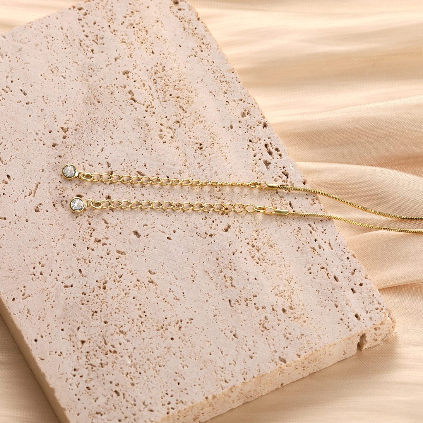 Freekiss 14K Gold Plated Gold Necklace for Women, Layering Tiny Herringbone Necklace for Women Dainty Simple Snake Chain Necklace Set Stackable Minimalist Gold Choker Womens Jewelry Gifts