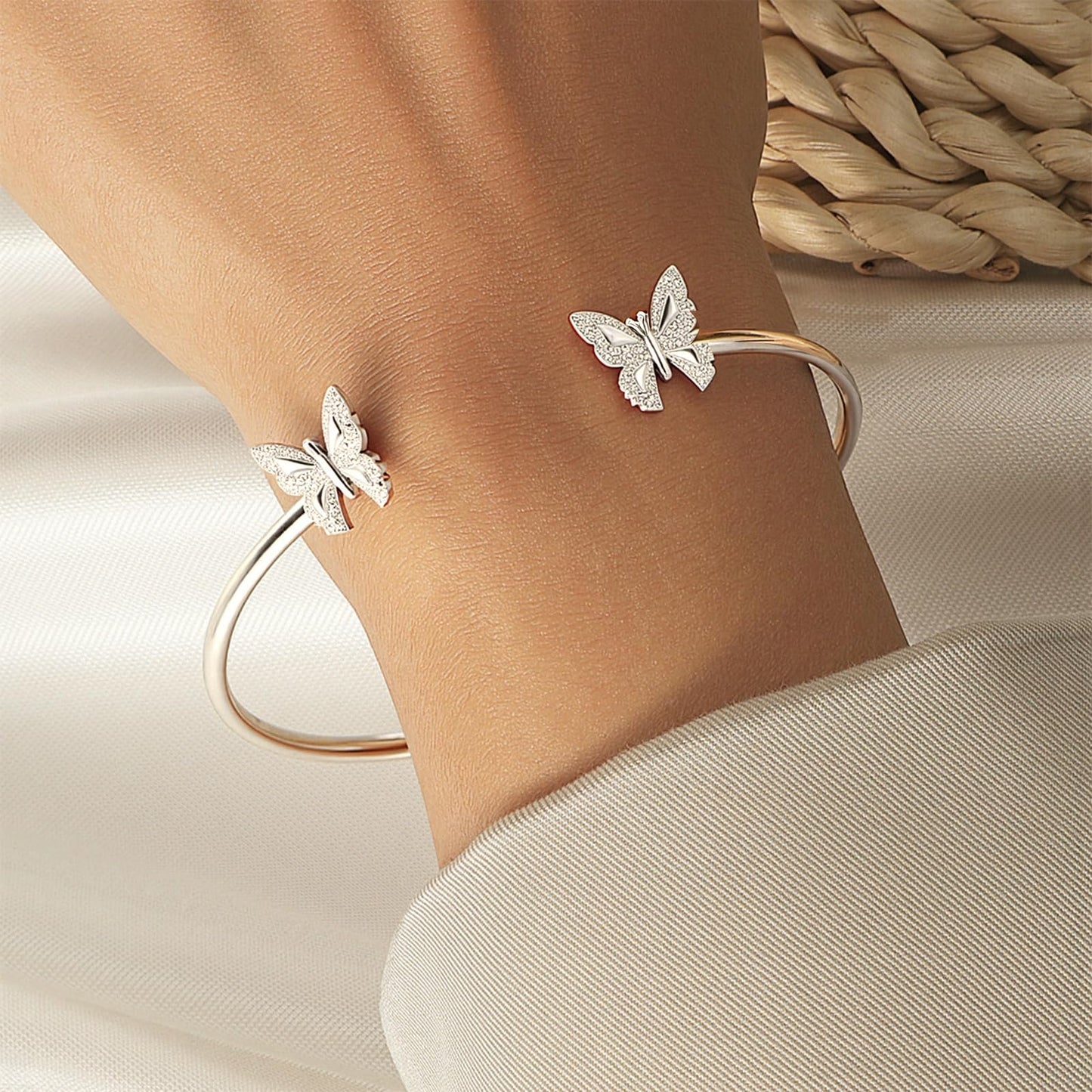 Handmade 925 Sterling Silver Butterfly Bangle Bracelet Open Adjustable Cute Butterfly Cuff Bracelet Minimalist Silver Bangle Boho Classic Bracelet Trendy Jewelry for Women Teen Girls Birthday Gifts