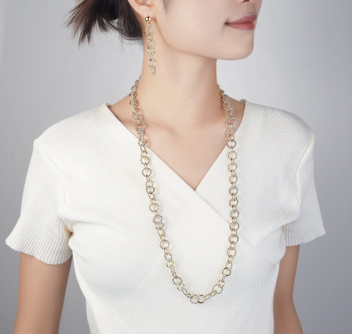 UNY Jewel Jewelry Style Trendy Elegant Vintage Retro Unique Fashion style 2 Tone Twisted Wire Link Women Long Necklace 76 CM Christmas Gift (Two Tone)