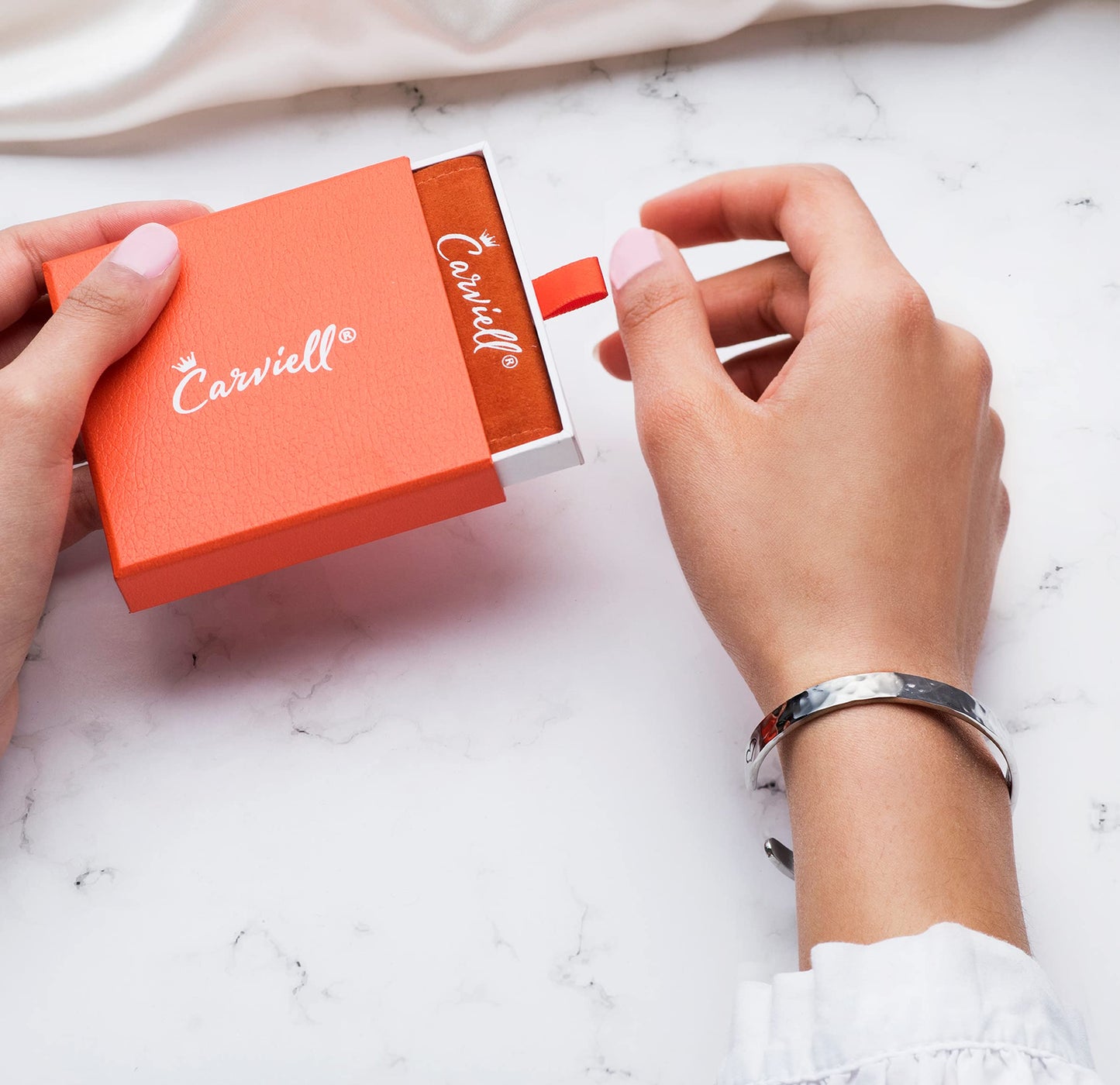 Carviell Friendship Bracelet For Best Friend, Inspirational Bracelets for Women, Cute Engraved Cuff Bangle for BFF, Gifts Jewelry for Friends