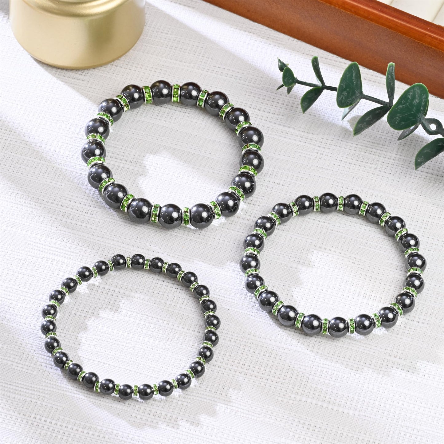 Apocalyptic-K Women's Magnetic Bracelet，Hematite Bracelets，Magnetic Bracelets With Zirconia,Handmade Stretch Bracelet，Eliminates static electricity. (Green Zirconia，8MM)