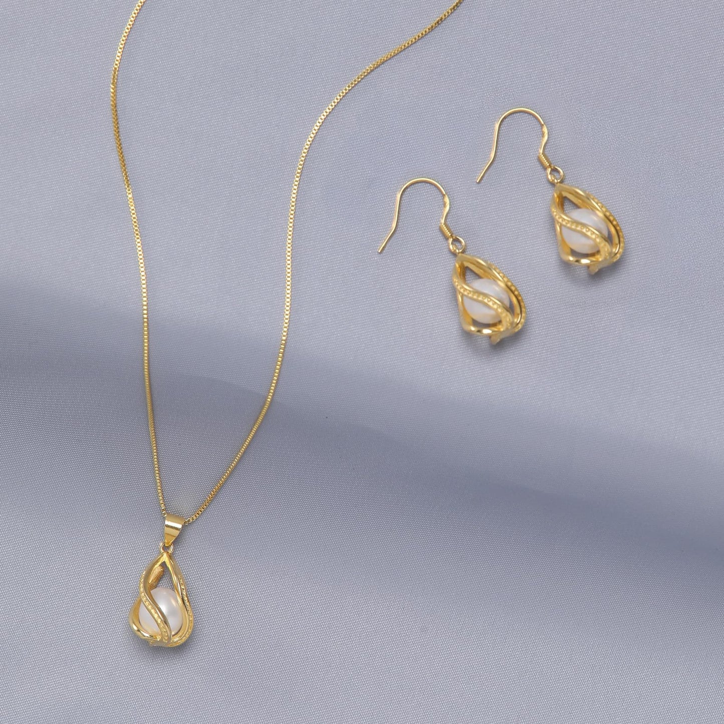 HENGSHENG Pearl Jewelry Set For Women 14K Gold Plated Necklace & Earrings Set Freshwater Pearl Pendant Cage Set for Wedding Anniversary Prom Birthday Gift - Golden White