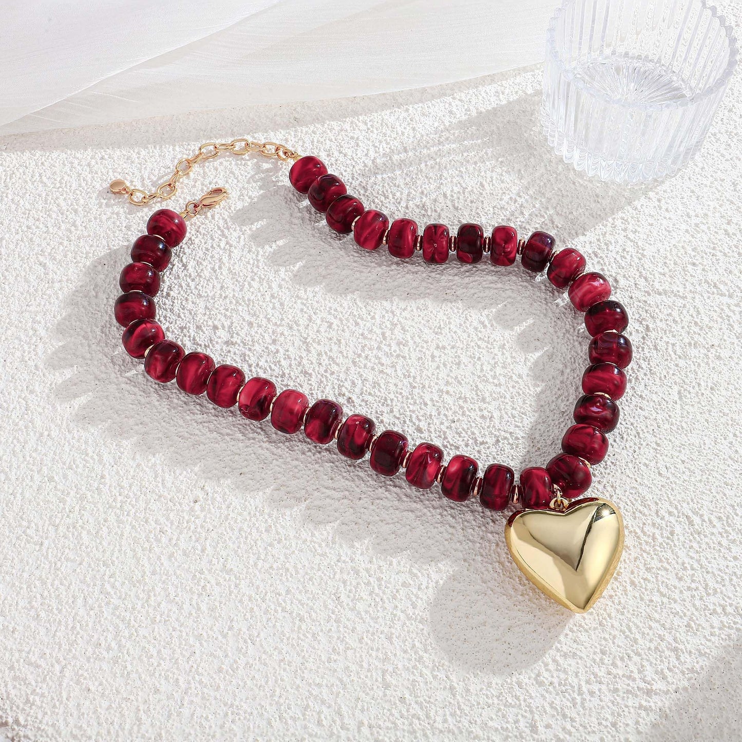ENSKEFEN Red Acrylic Beaded Necklace Gold Heart Pendant Necklaces for Women Elegant Bold Chunky Statement Necklace Fashion Jewelry