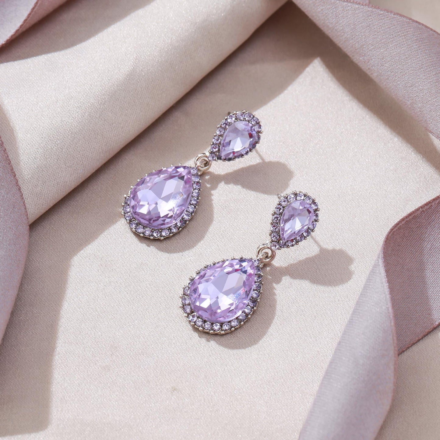 EVER FAITH Austrian Crystal Homecoming Party Dangle Earrings, Elegant Wedding Prom Waterdrop Pierced Earrings for Women Lavender Color