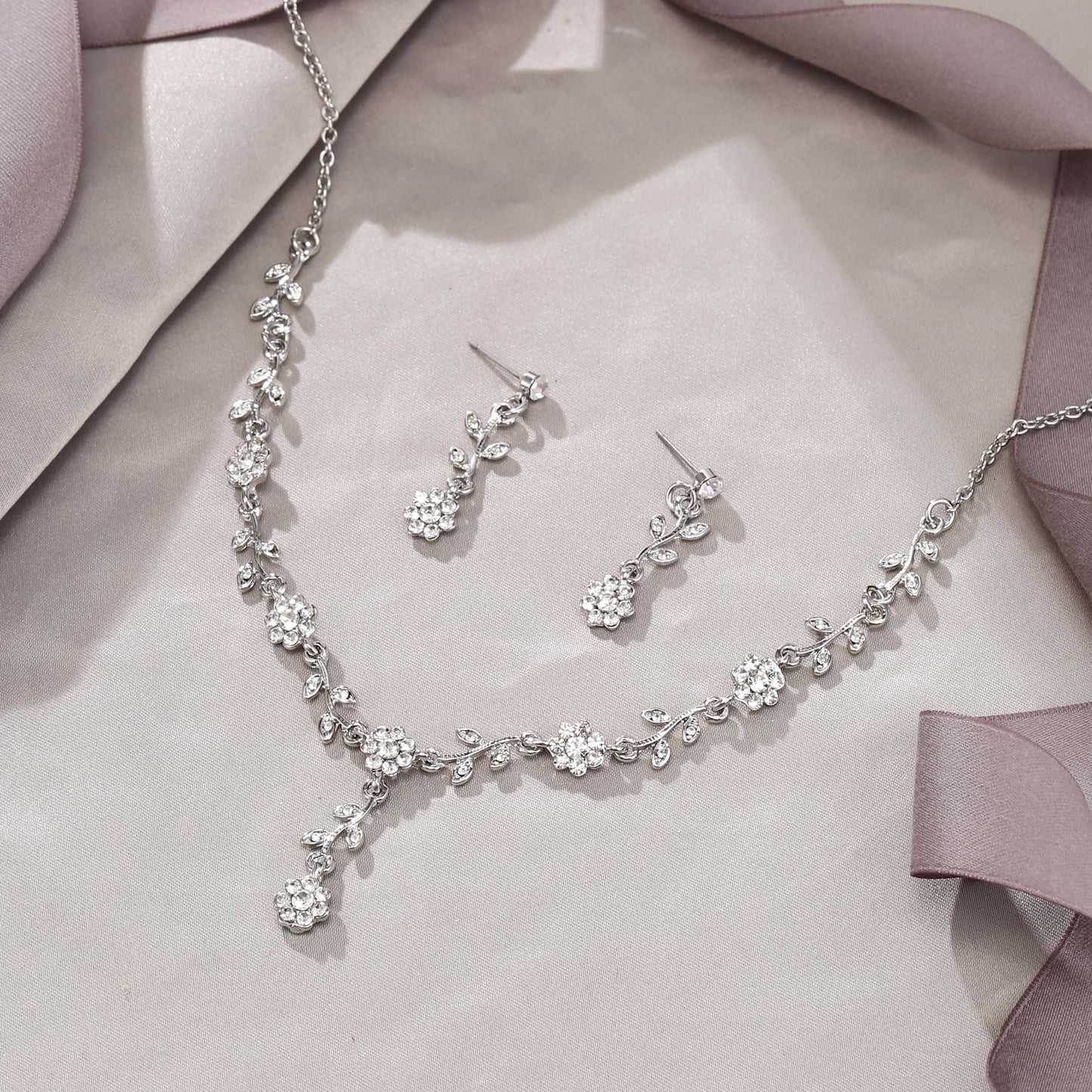 EVER FAITH Wedding Jewelry Set for Bride Bridesmaid, Austrian Crystal Cluster Flower Leaf Party Necklace Earrings Sets Clear Silver-Tone